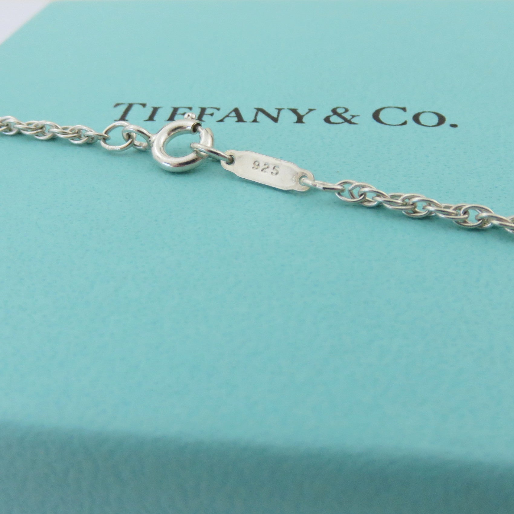 TIFFANY & CO 925 Sterling Silver 18K Gold Twist Heart Pendant Necklace with Box