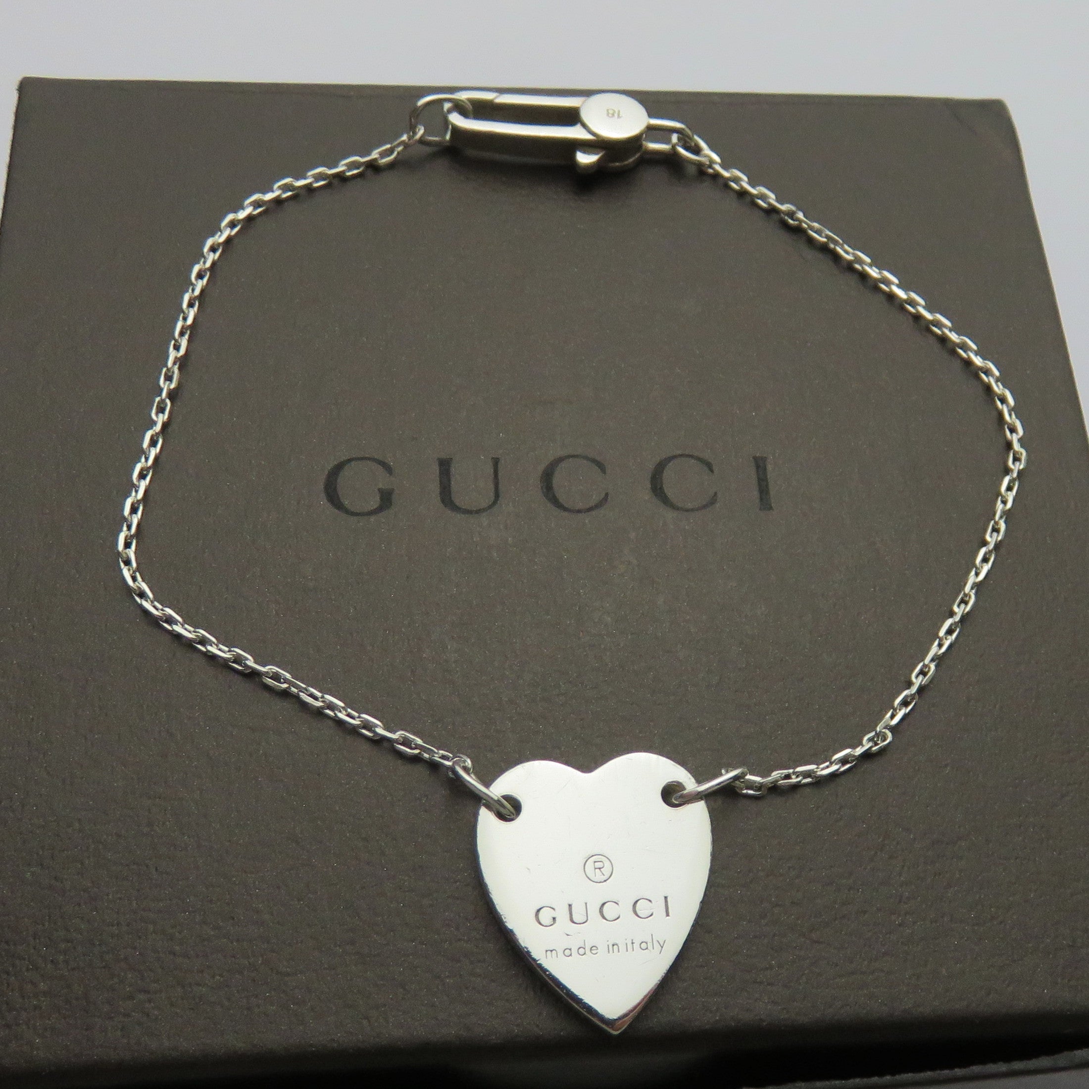 Gucci 925 Sterling Silver Trademark Heart Bracelet
