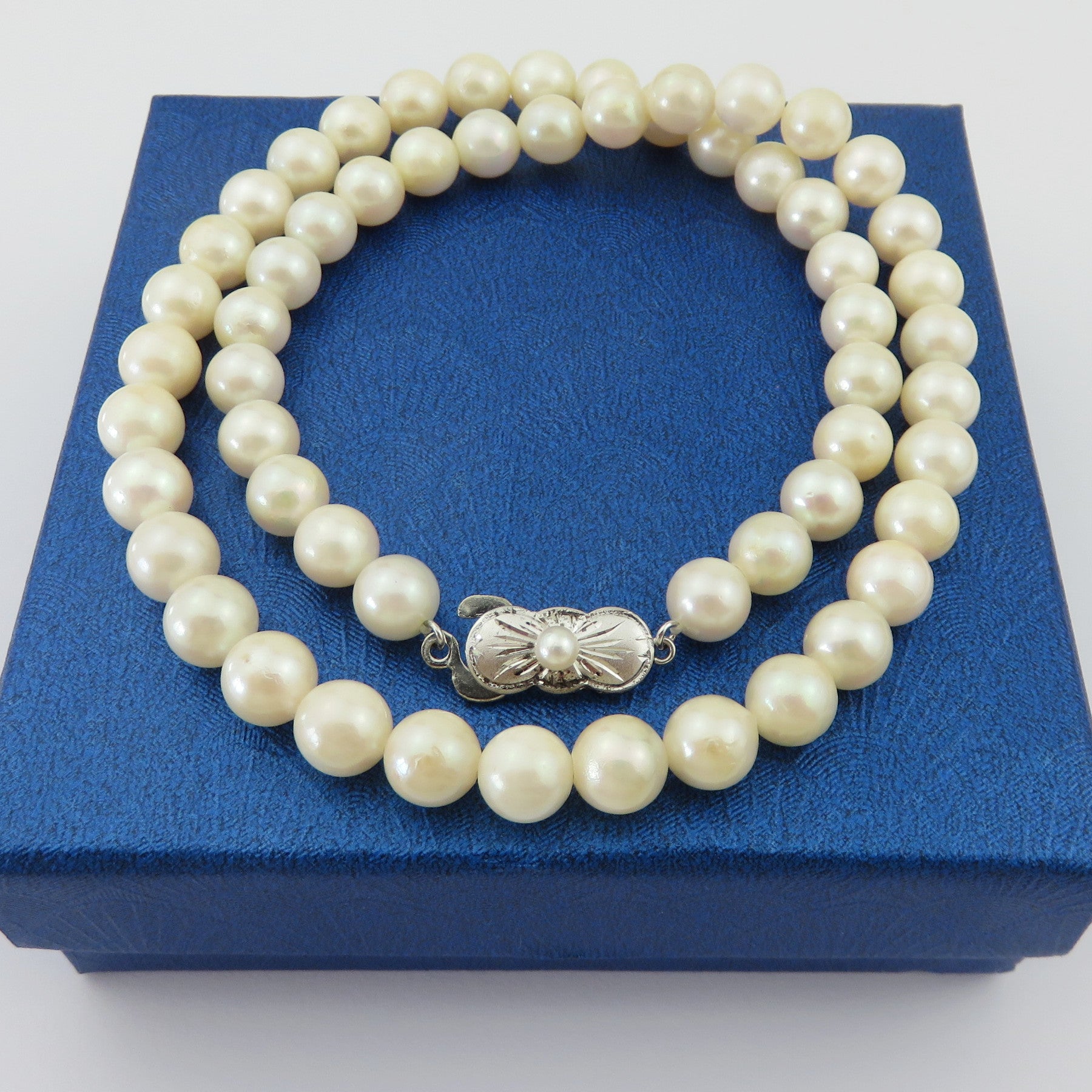 Japanese Vintage Akoya Pearl Strand Necklace 7-7.5mm Silver Clasp 42cm