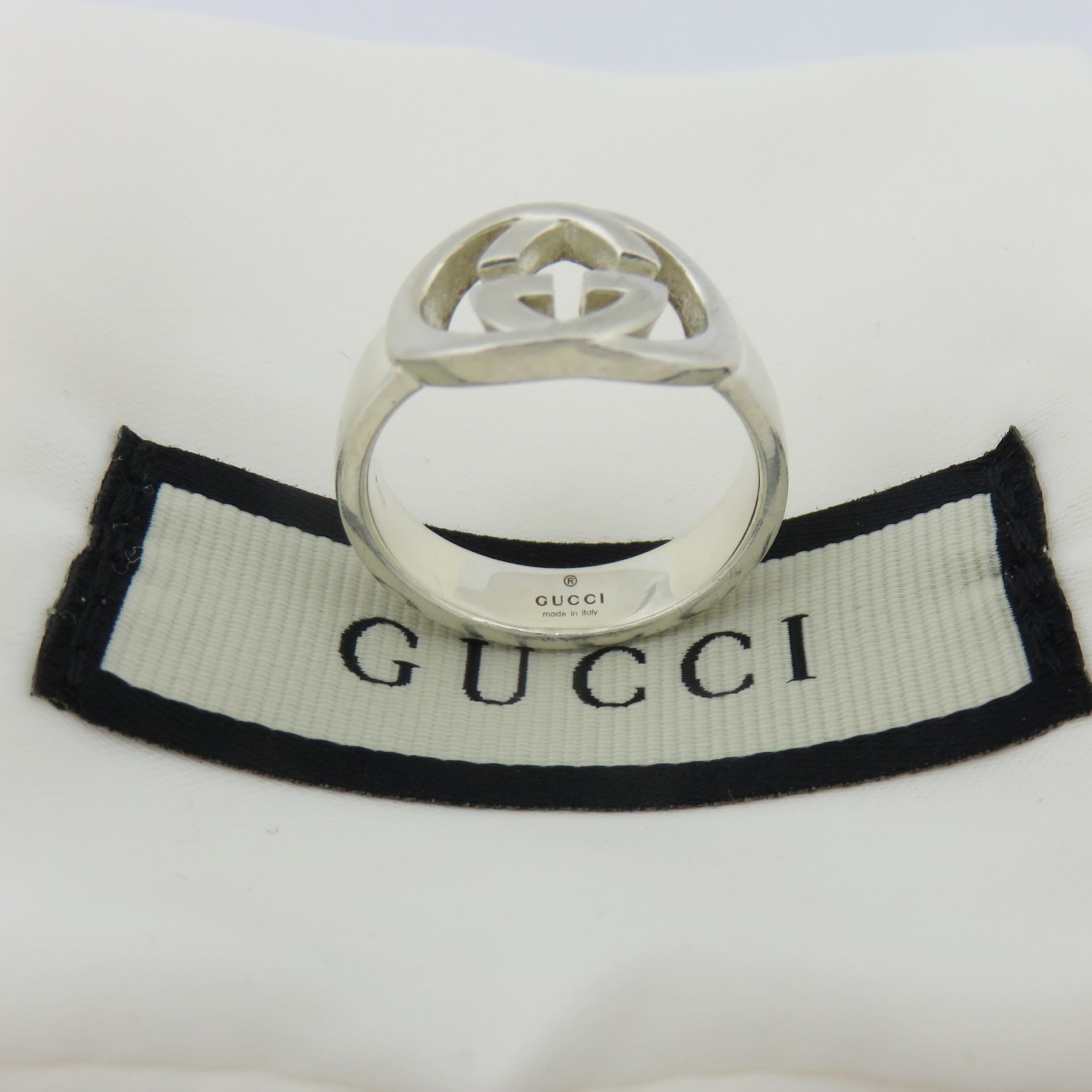 GUCCI 925 Sterling Silver Interlocking G Logo Ring Size 7 with Pouch