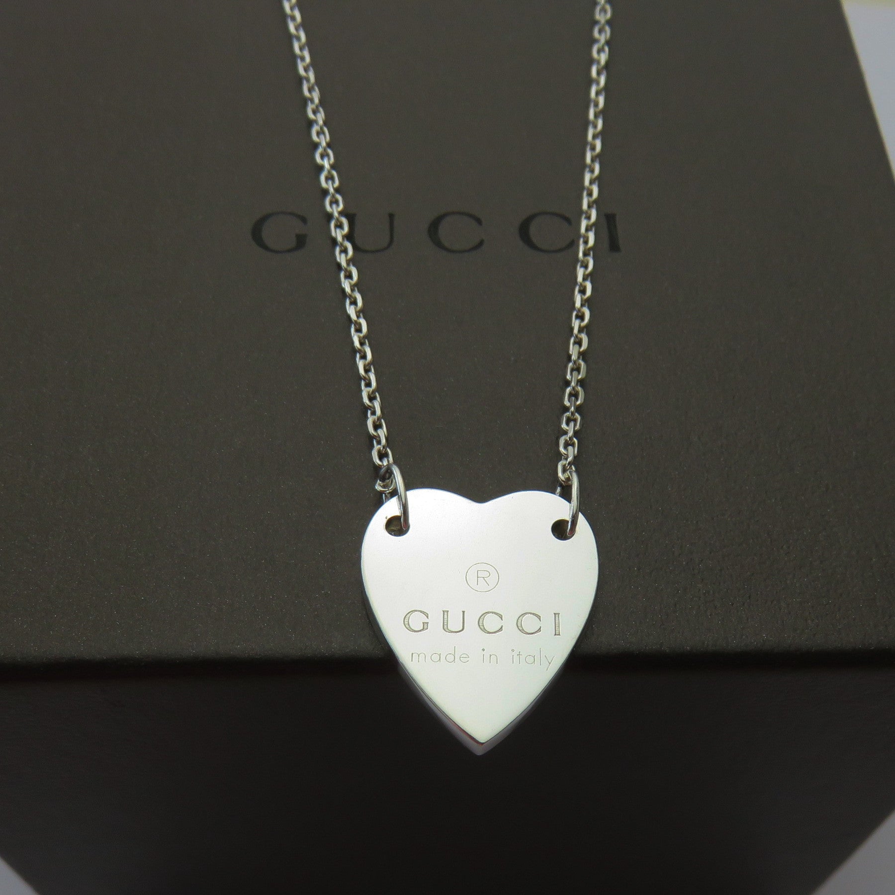 Gucci 925 Sterling Silver Trademark Heart Pendant Necklace Made in Italy
