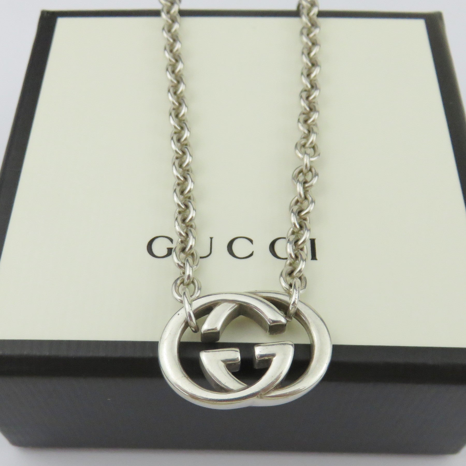 Gucci 925 Sterling Silver Interlocking G Oval Link Unisex Pendant Necklace