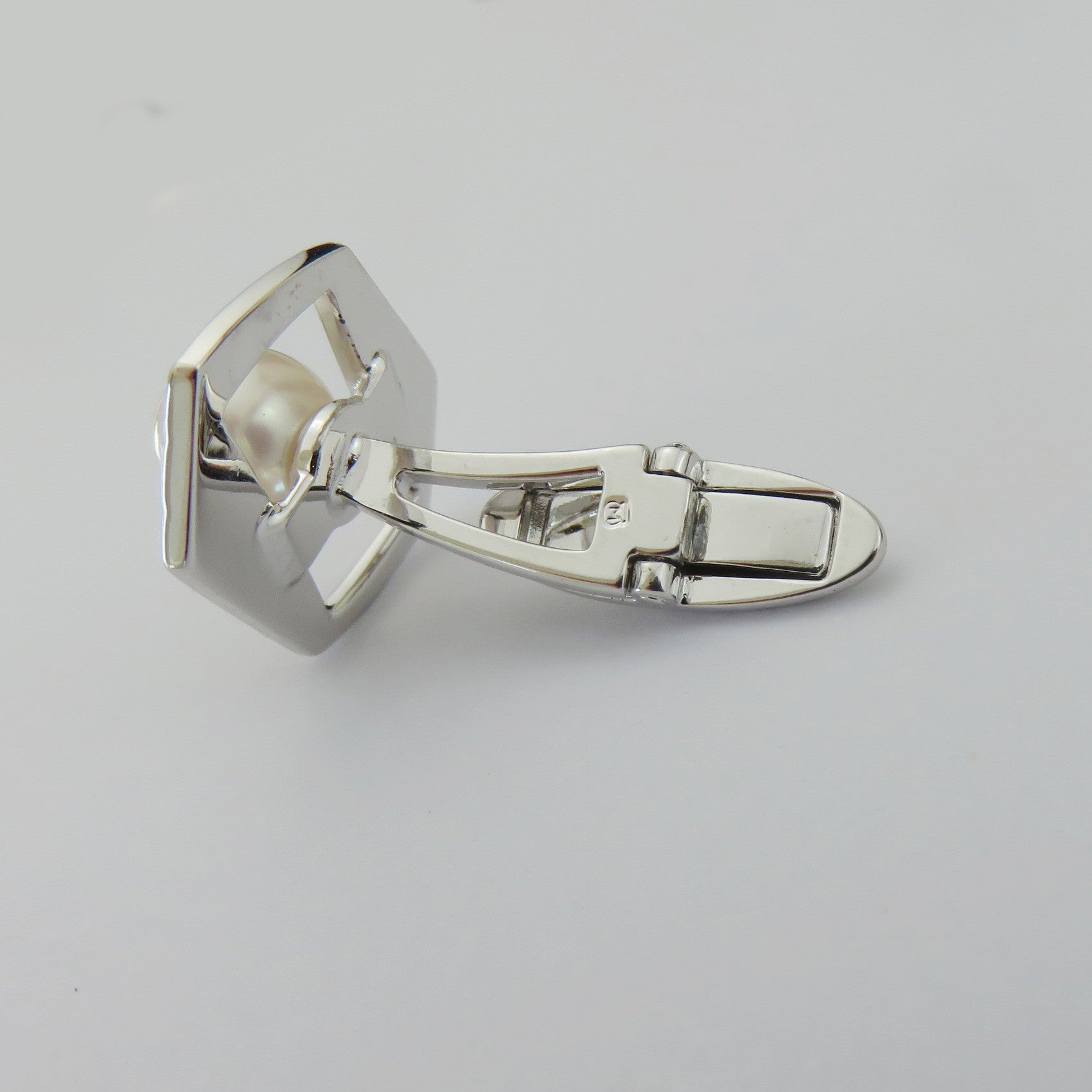 Mikimoto 925 Silver 7mm Akoya Pearl Geometric Cufflinks Tie Tack Set with Box