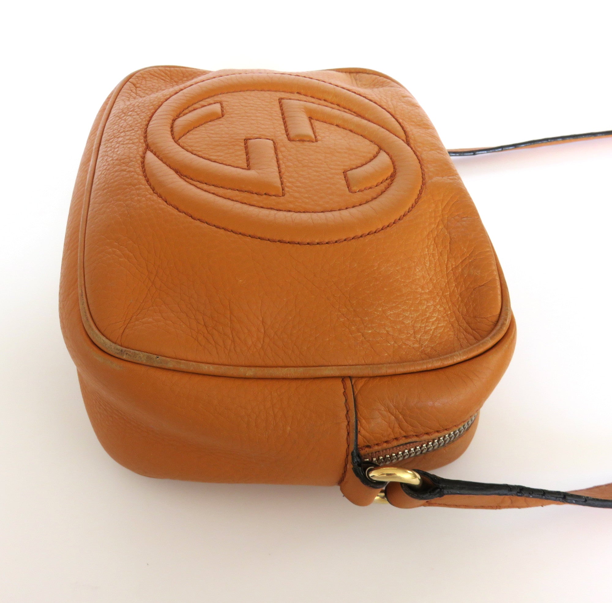 Gucci Soho Disco Crossbody Bag Tan Cognac Leather Tassel Camera Bag