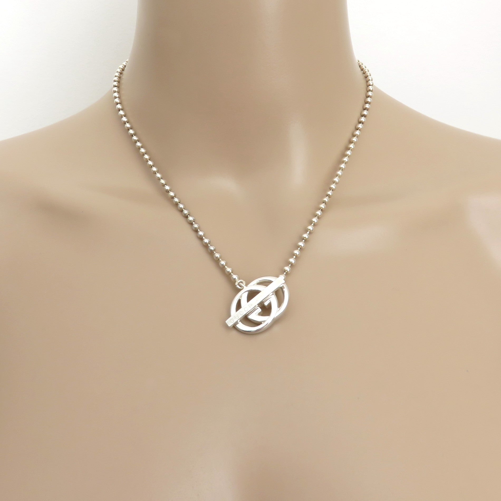 Gucci 925 Sterling Silver Interlocking G Toggle Unisex Necklace with Box