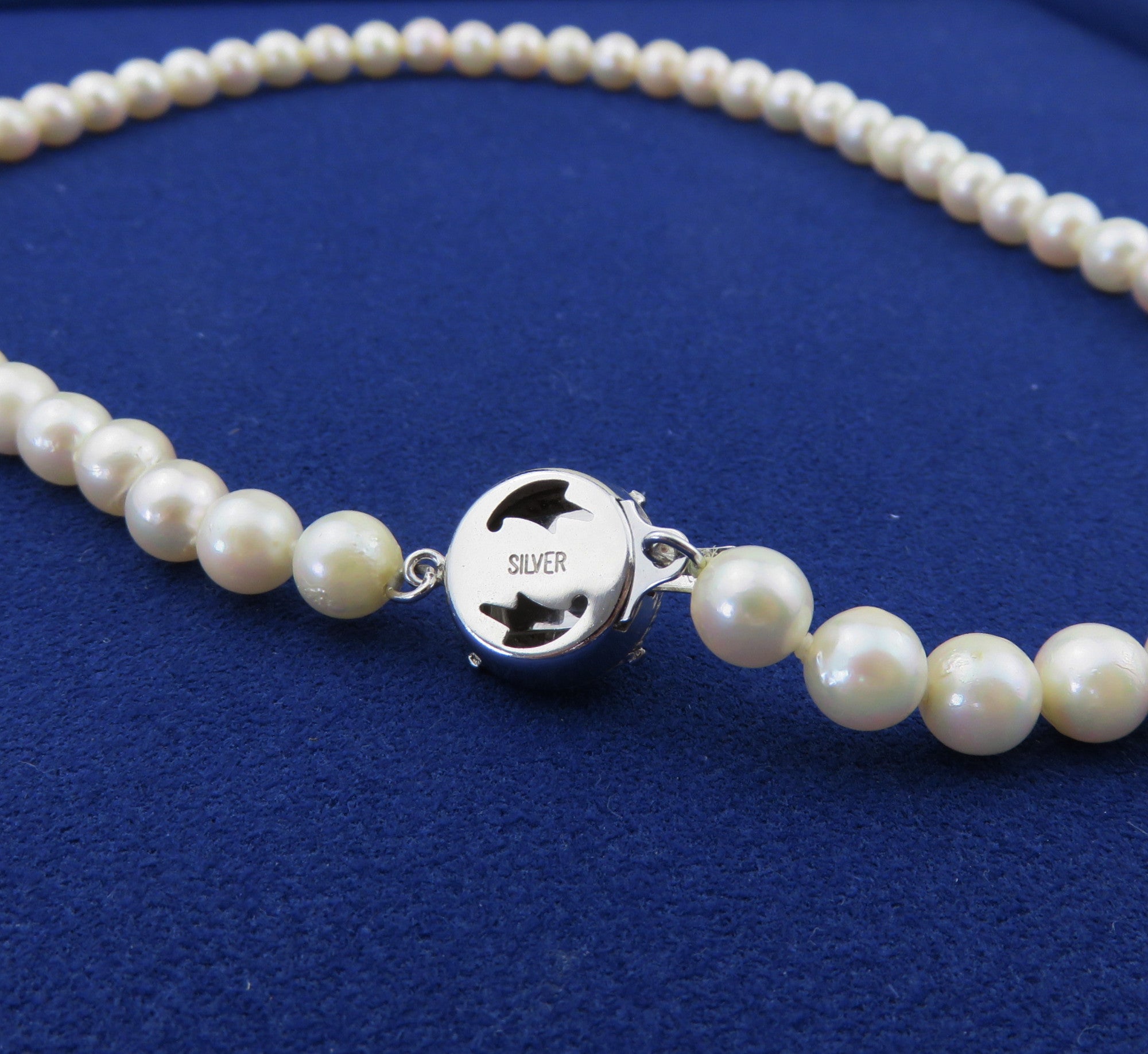 Japanese Vintage Akoya Pearl Strand Necklace 6.6-7mm Silver Clasp 42cm