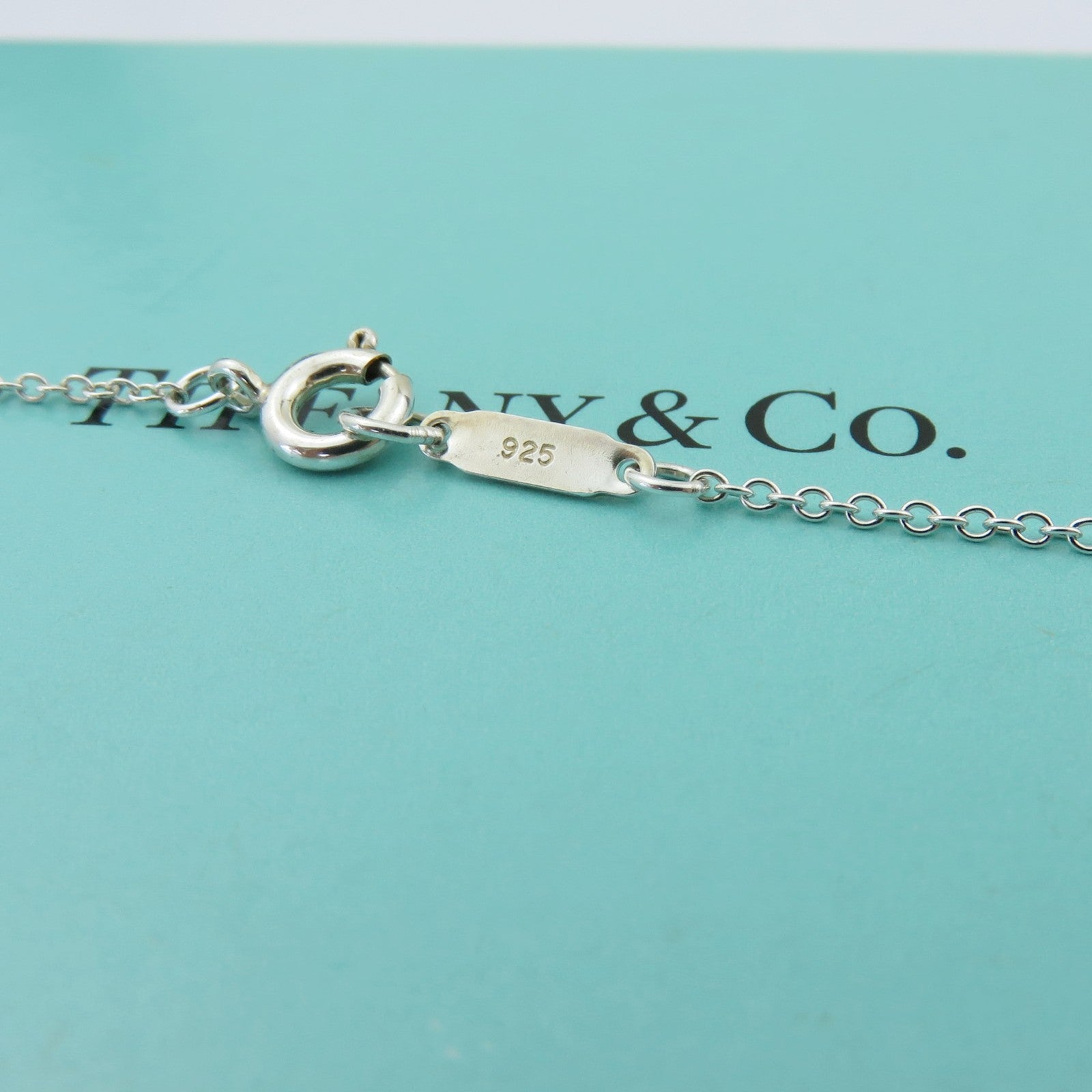 TIFFANY & CO 925 Sterling Silver Bow Ribbon Pendant Necklace Authentic