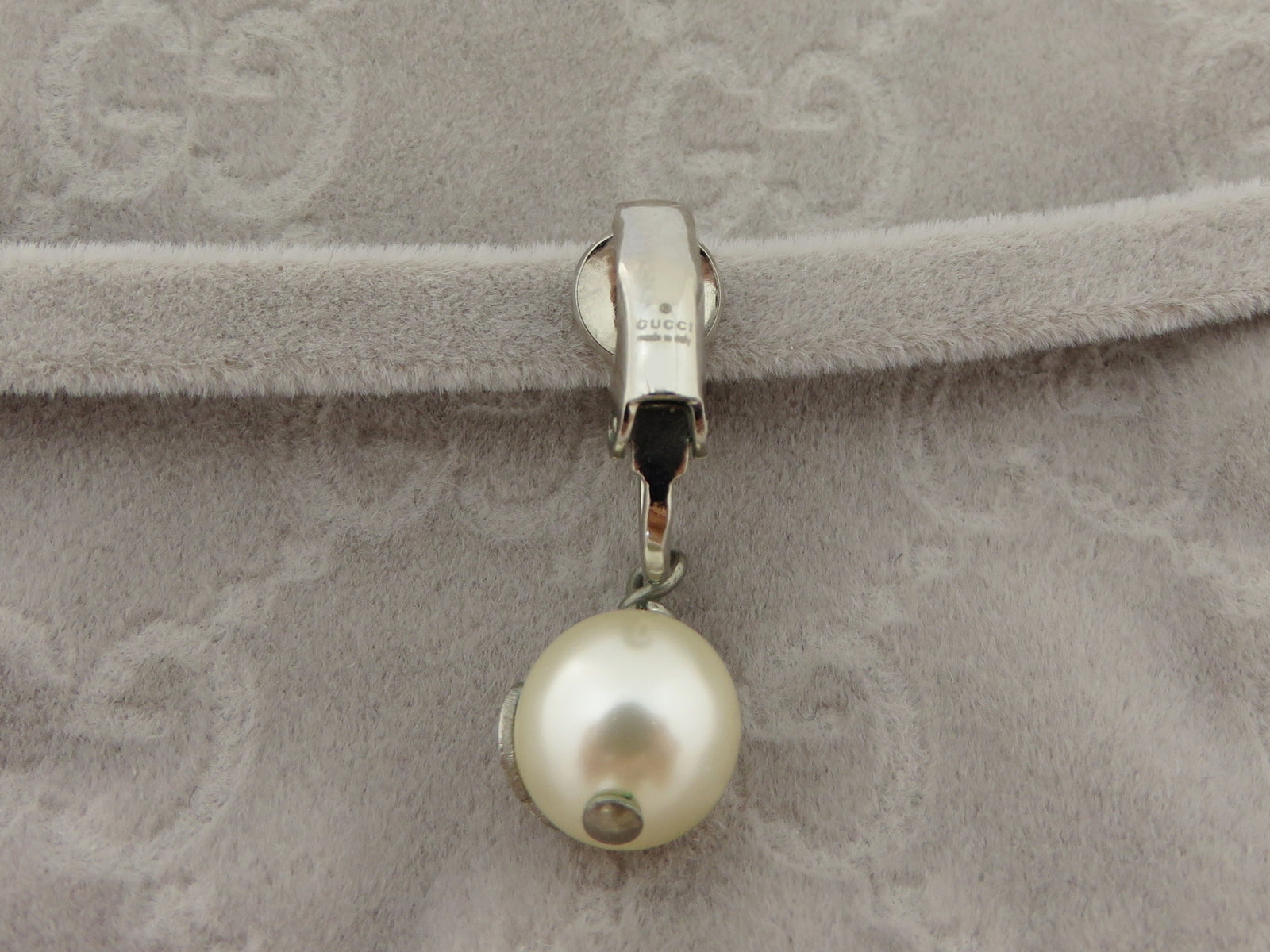 Gucci Silver Tone Metal Crystal Interlocking G Pearl Dangle Single Earring
