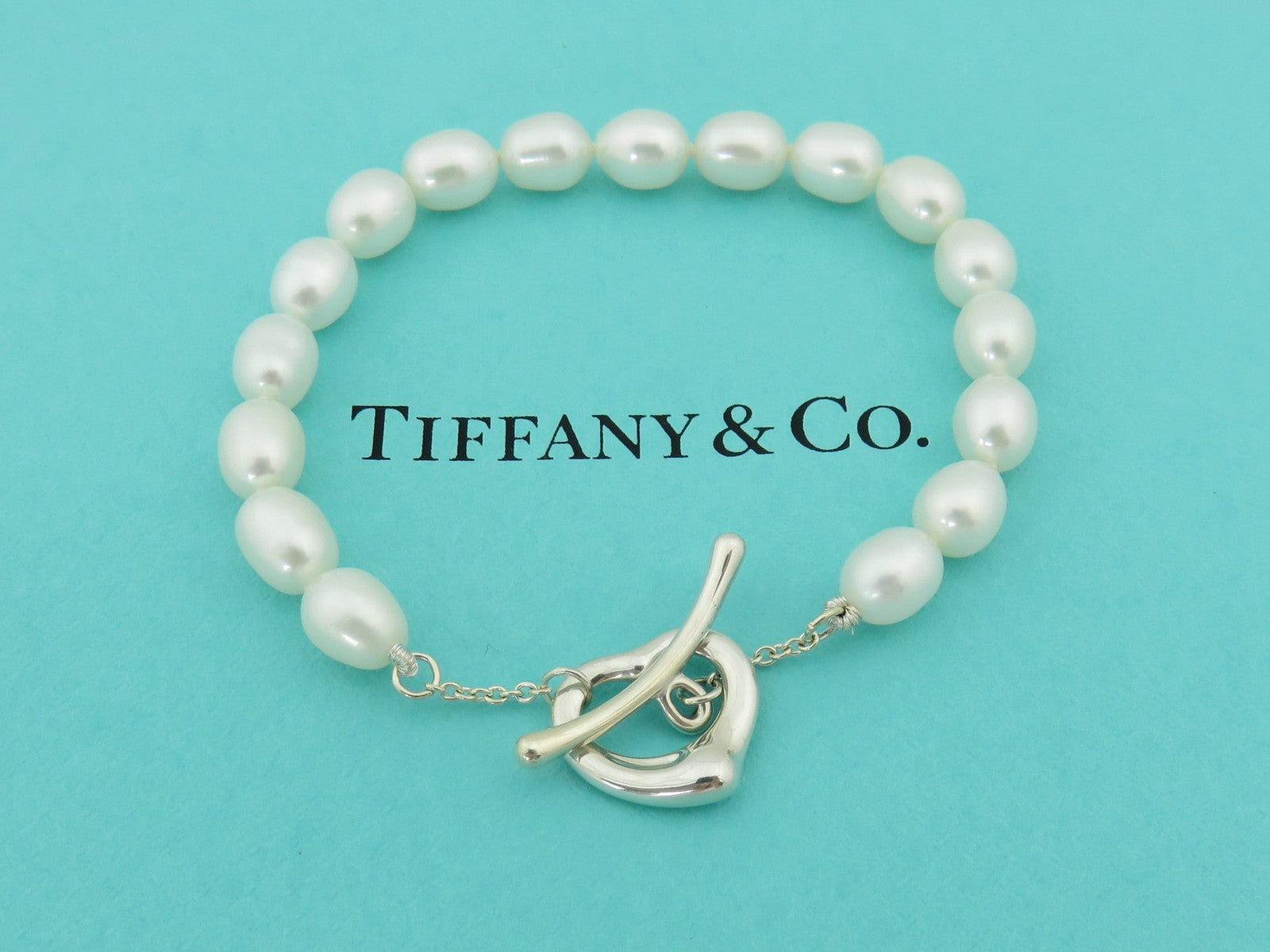 TIFFANY & CO Sterling Silver Open Heart Pearl Toggle Bracelet RRP AU$2350