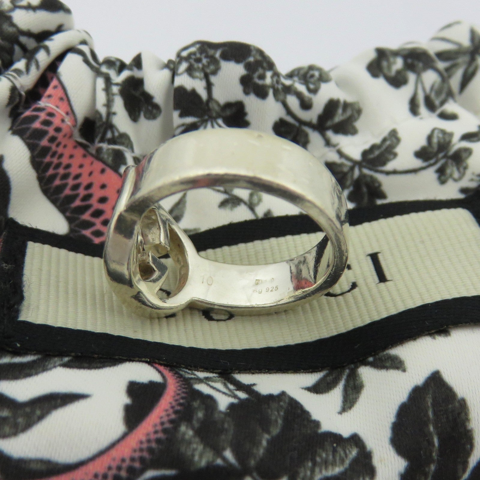 GUCCI 925 Sterling Silver Interlocking G Ring Size 5 Made in Italy with Pouch