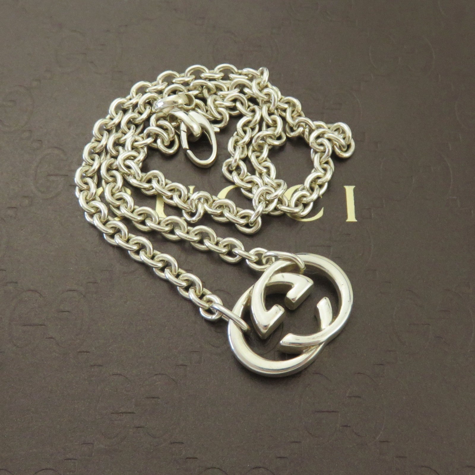 Gucci 925 Sterling Silver Interlocking G Oval Link Unisex Pendant Necklace