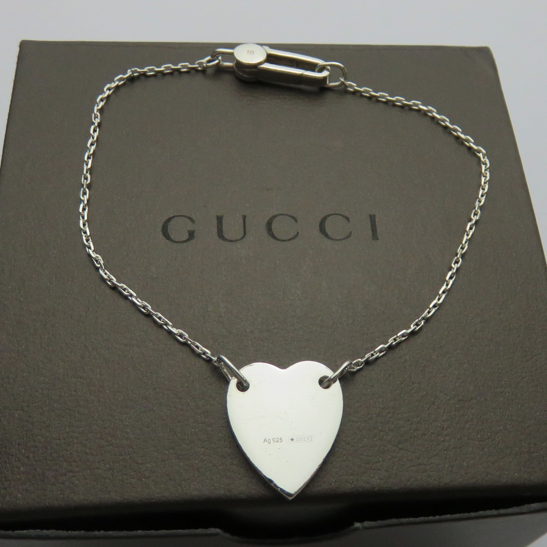 Gucci 925 Sterling Silver Trademark Heart Bracelet