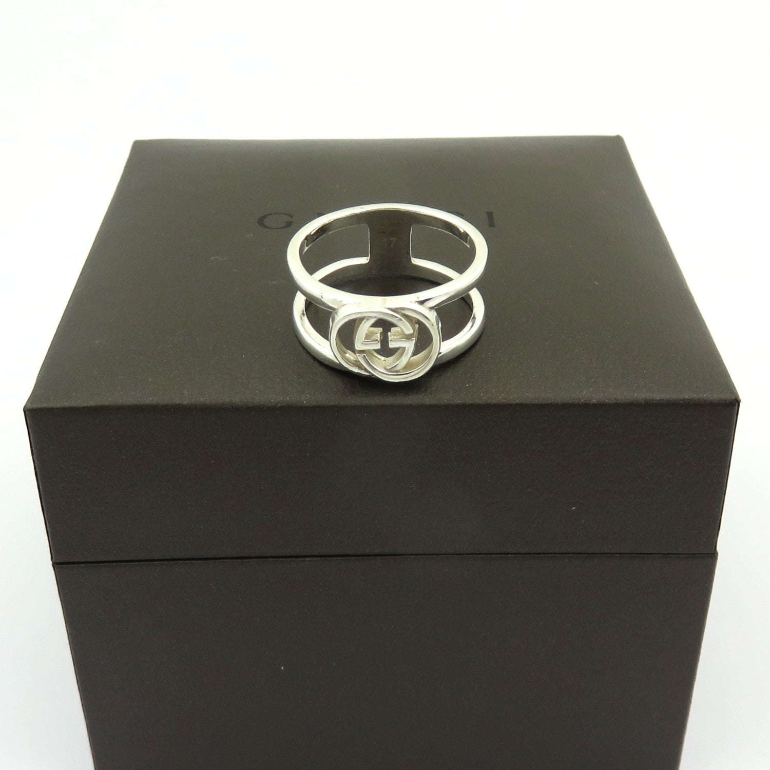 GUCCI 925 Sterling Silver Interlocking G Logo Ring Size 7.5 with Ring Box