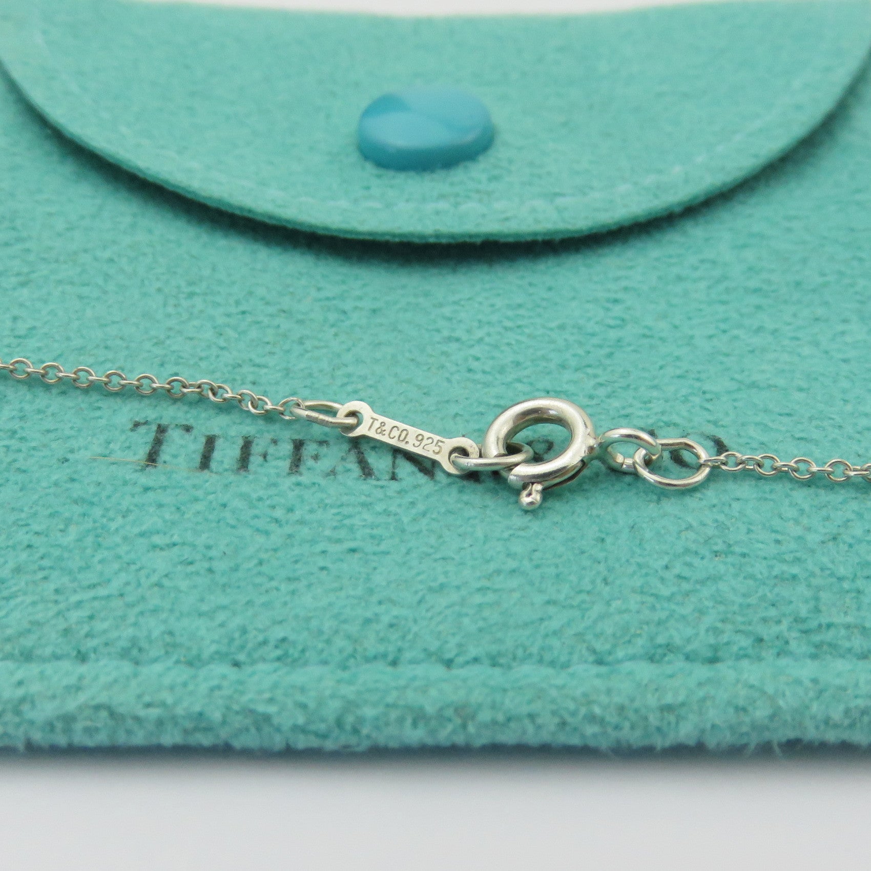 TIFFANY & CO 925 Sterling Silver Kiss X Pendant Necklace with Pouch