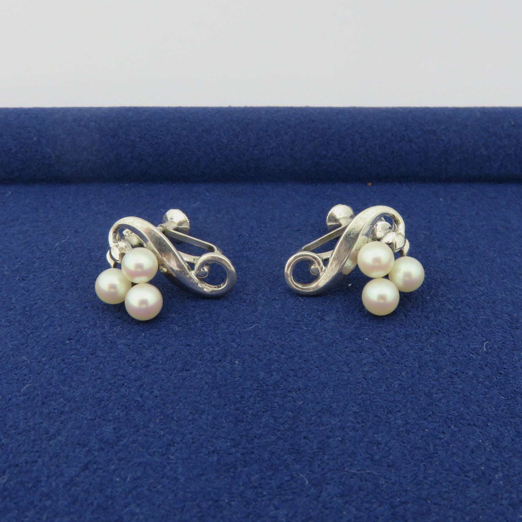 Mikimoto 925 Sterling Silver 3 Akoya Pearl Cluster Screw On Earrings