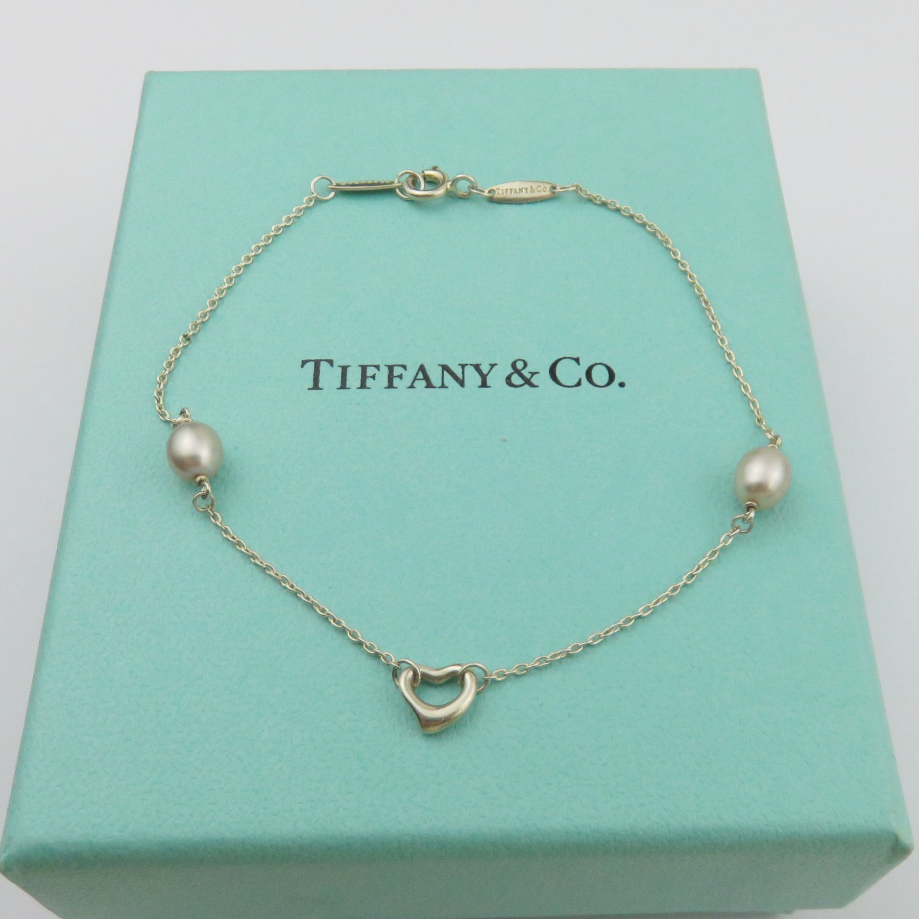 TIFFANY & CO 925 Silver Pearls By The Yard Open Heart Bracelet with Pouch Box