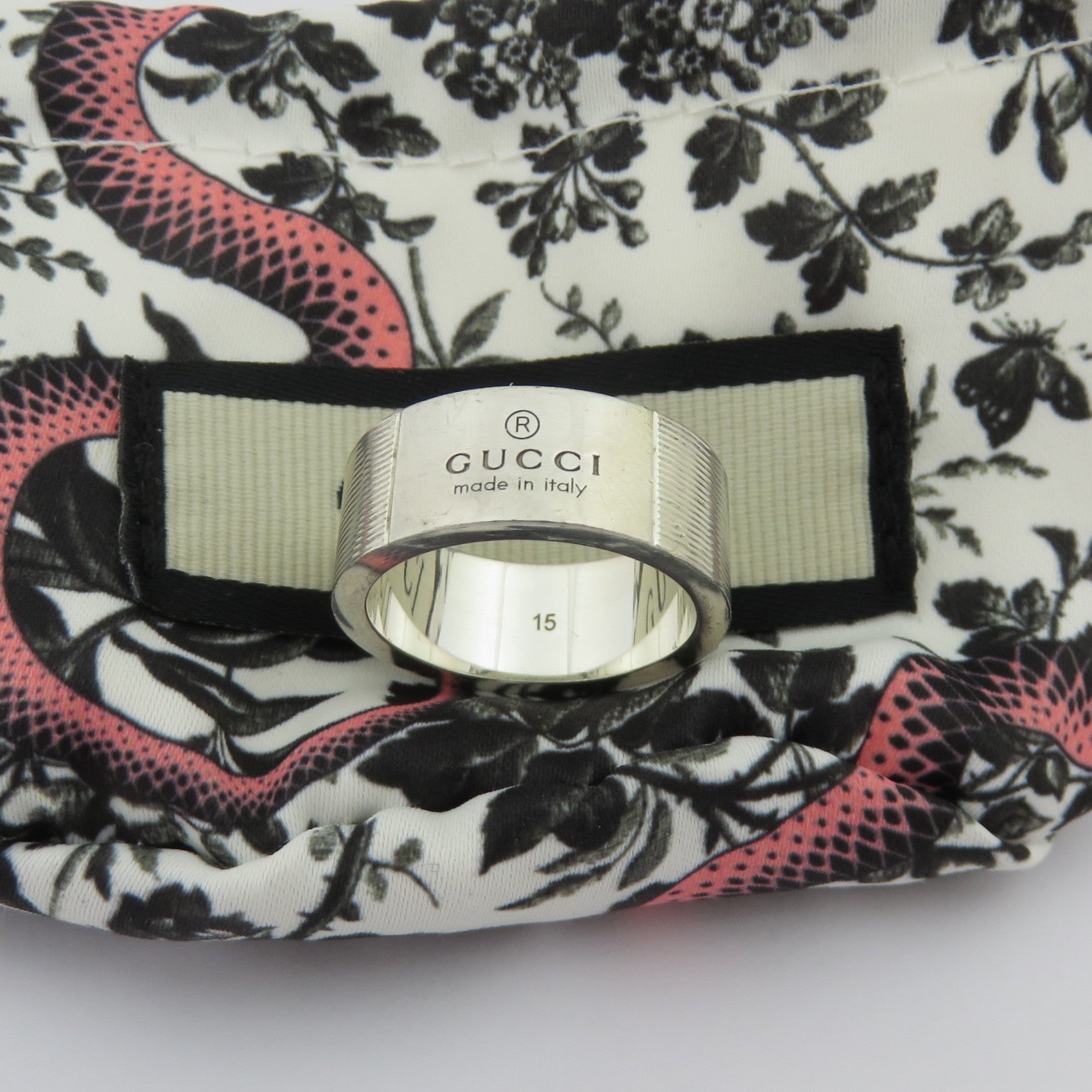 GUCCI 925 Sterling Silver Trademark Band Ring Size 7 with Pouch