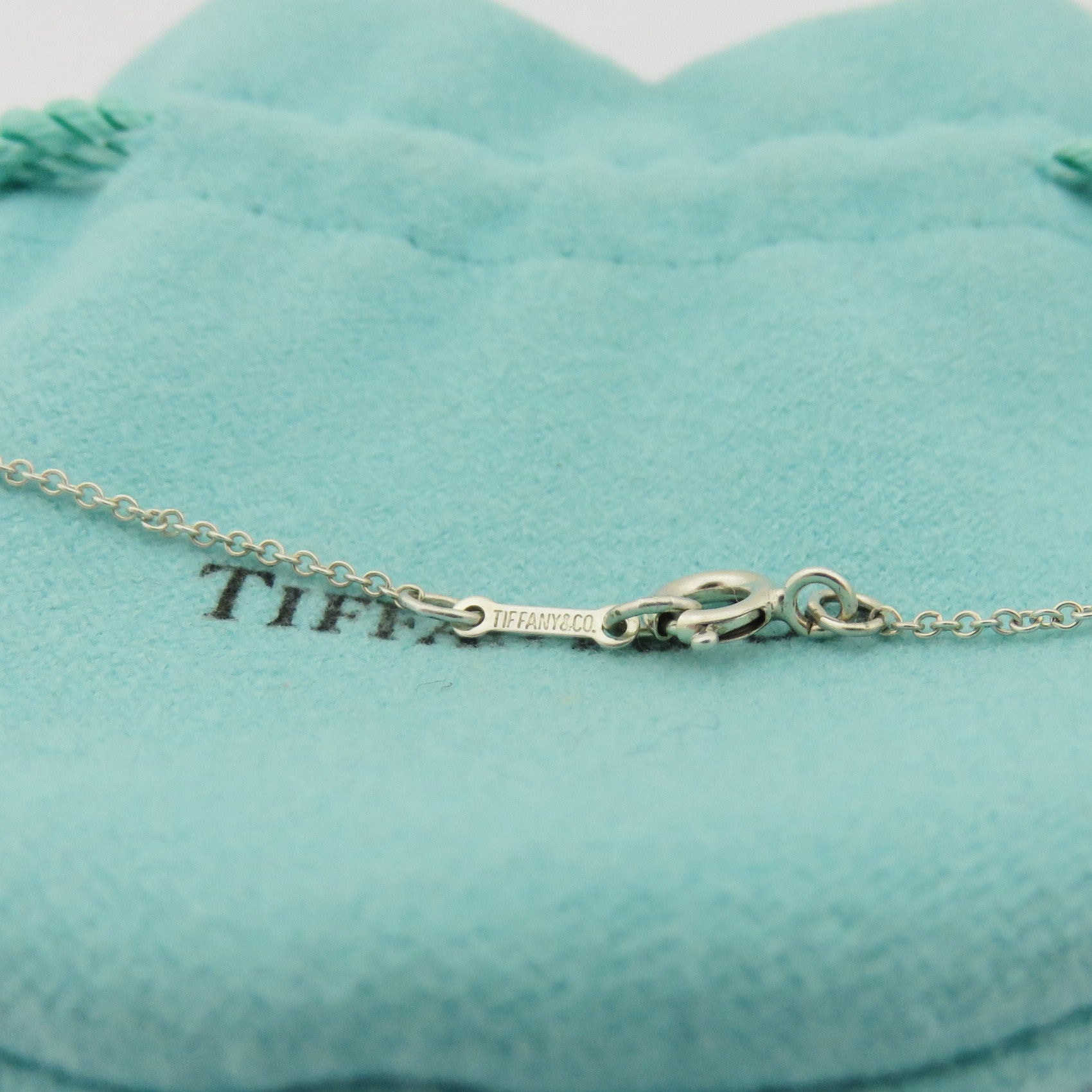 TIFFANY & CO 925 Sterling Silver Small Bean Pendant Necklace with Pouch