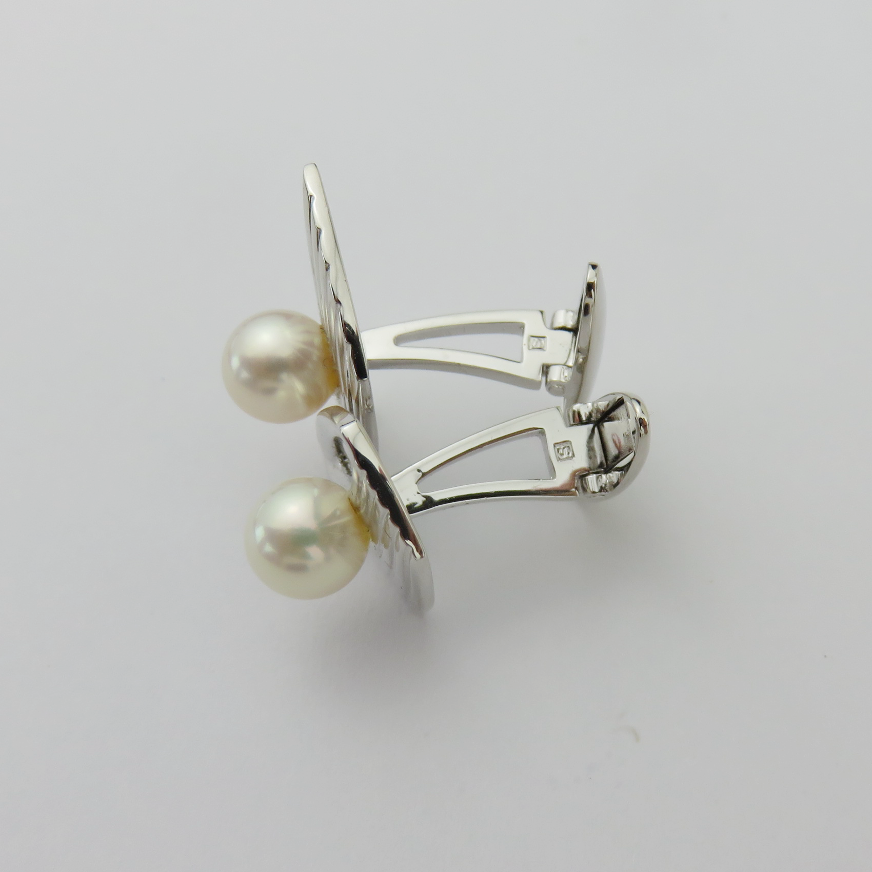 MIKIMOTO 925 Sterling Silver 7.3mm Akoya Pearl Geometric Cufflinks Japan w/ Box