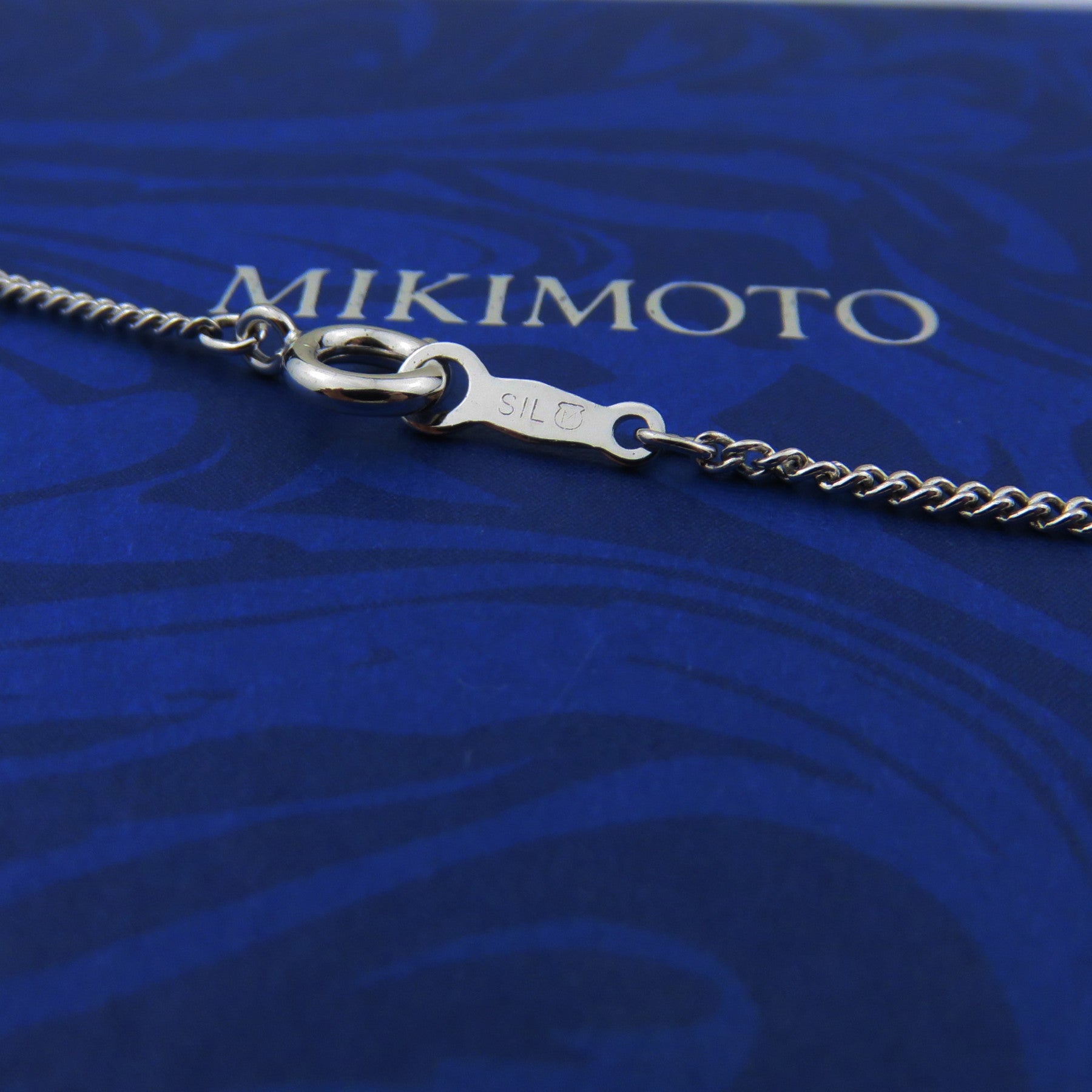 Mikimoto 925 Sterling Silver Grape 5 Akoya Pearl Pendant Necklace w/ Box