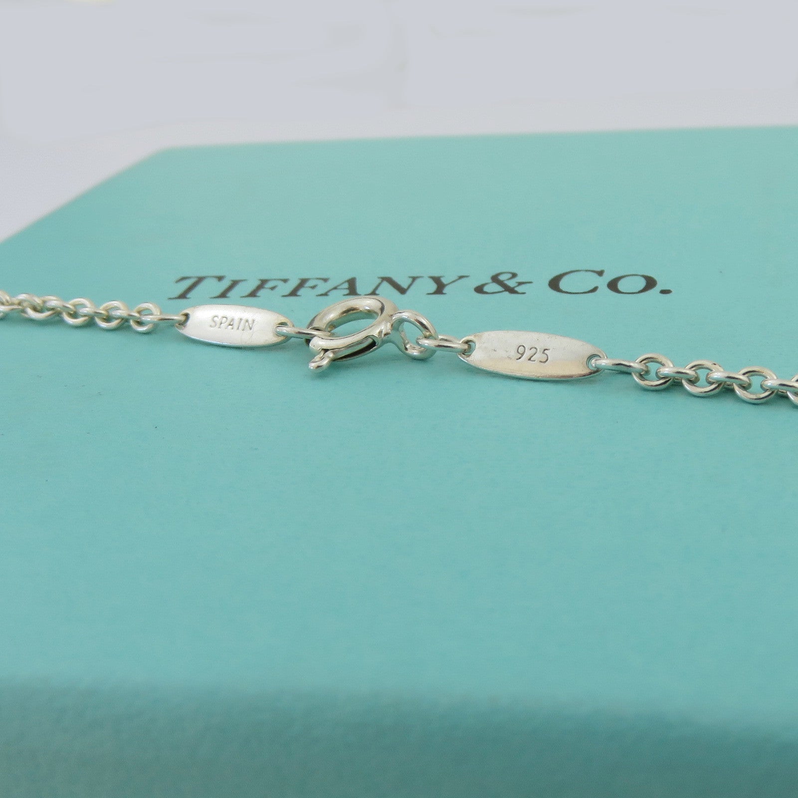 TIFFANY & CO 925 Sterling Silver Open Heart Pearl Lariat Necklace with Box Pouch