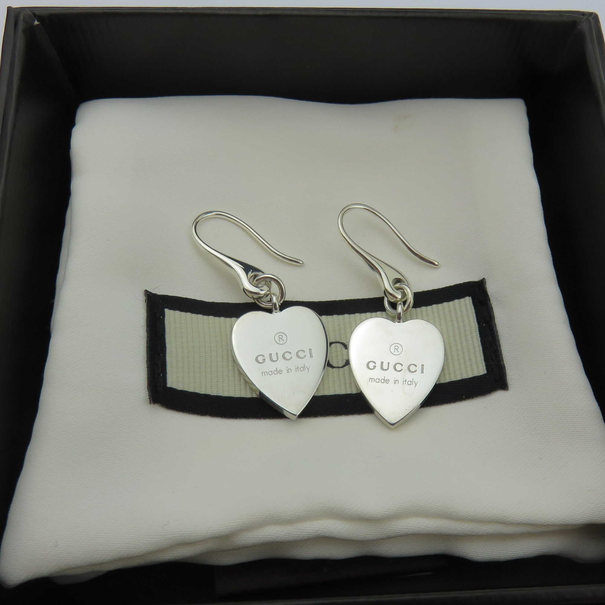 Gucci 925 Sterling Silver Trademark Heart Dangle Earrings with Box Pouch