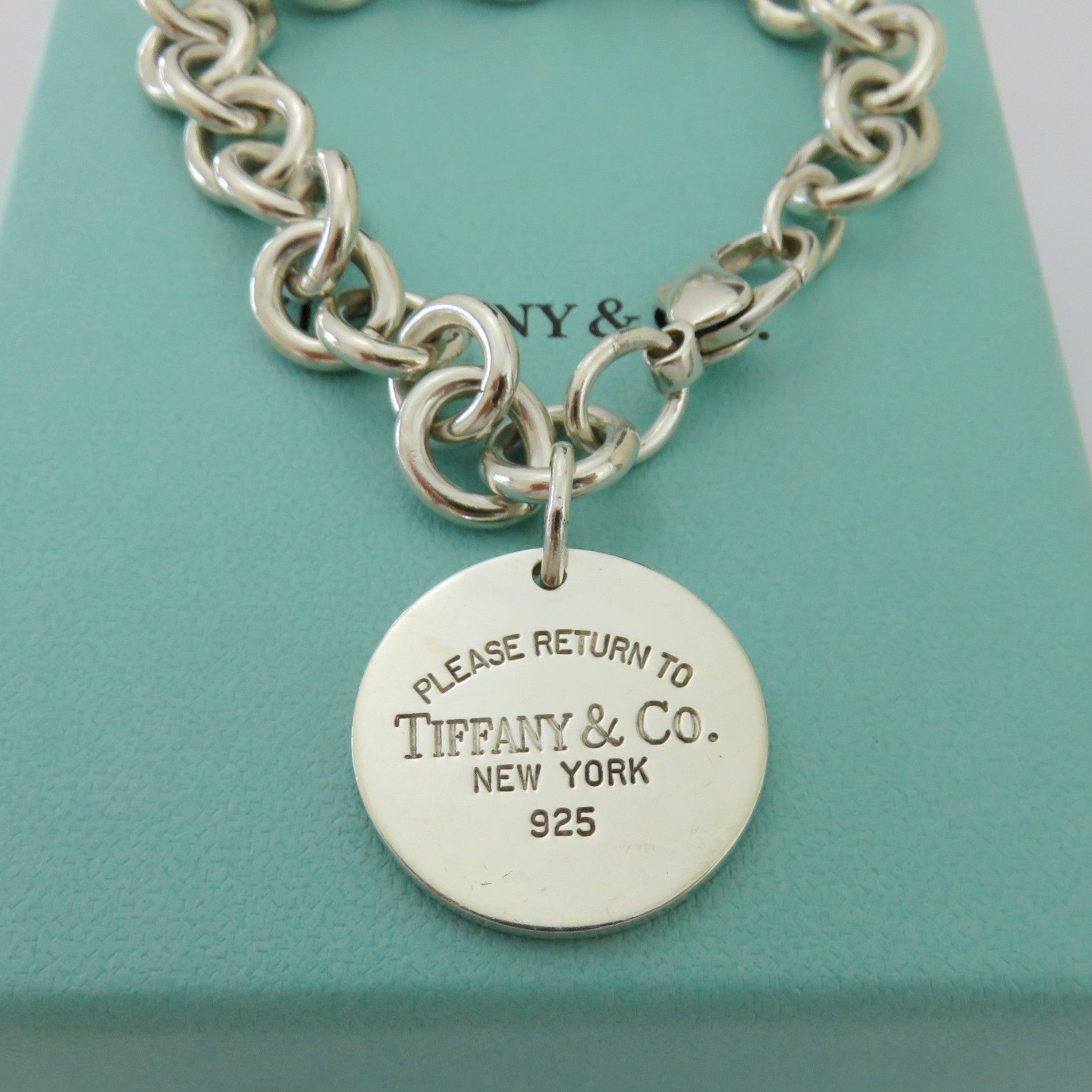 TIFFANY & CO 925 Silver Return to Tiffany Round Bold Link Bracelet with Box