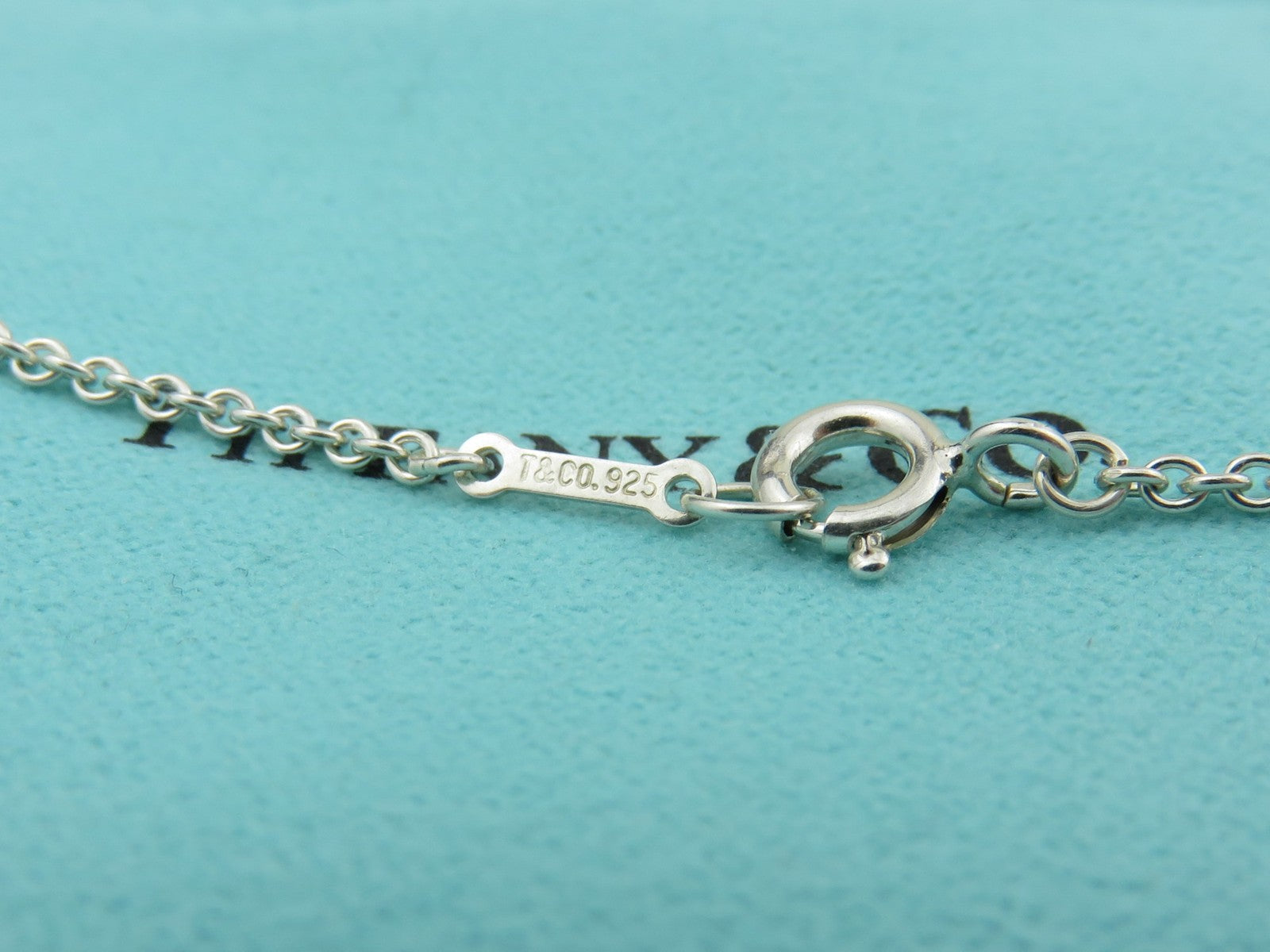 Tiffany & Co 925 Silver Three 3 Teardrop Pendant Necklace Authentic with Pouch