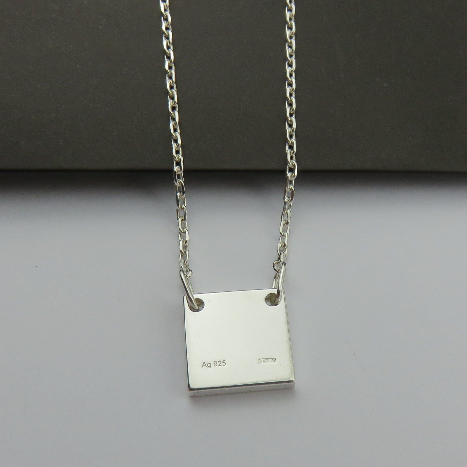 Gucci 925 Sterling Silver Mini Square Tag Unisex Pendant Necklace Made in Italy