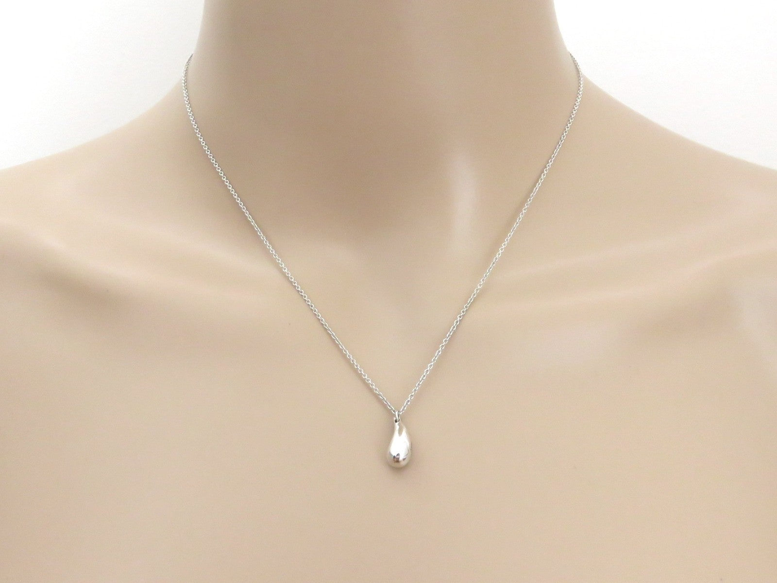 Tiffany & Co Sterling Silver Teardrop Pendant Necklace Price Includes US Tariff