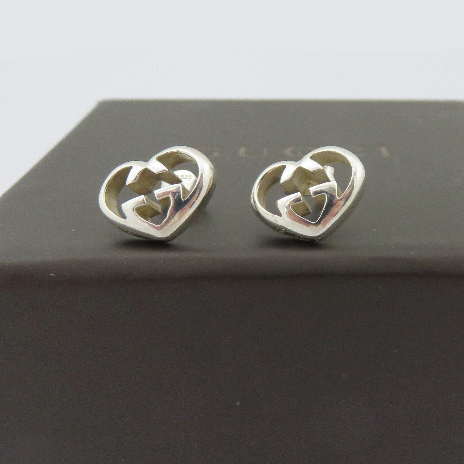 Gucci 925 Sterling Silver Interlocking G Heart Earrings Authentic with Box