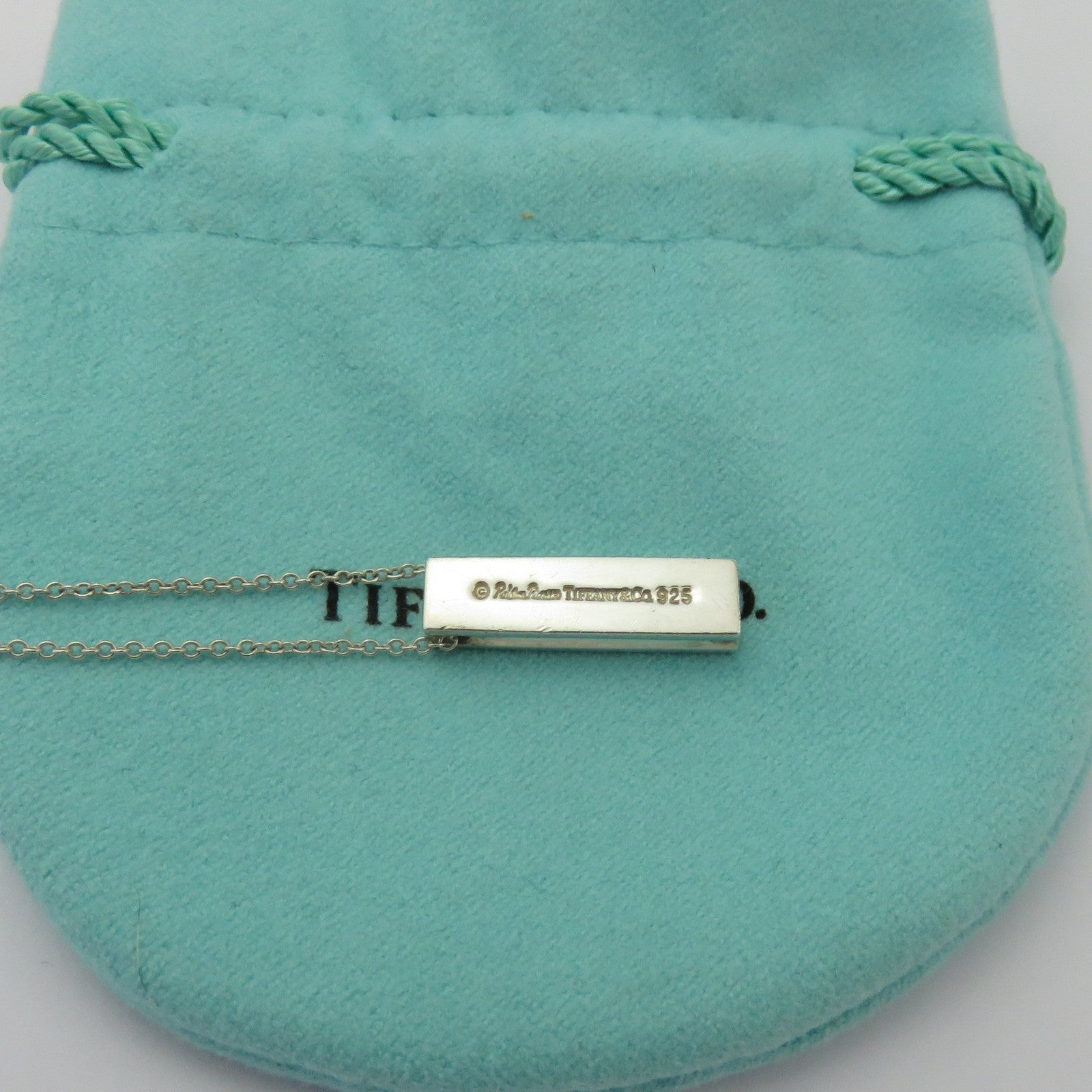 TIFFANY & CO 925 Sterling Silver Diamond Kiss Bar Pendant Necklace with Pouch