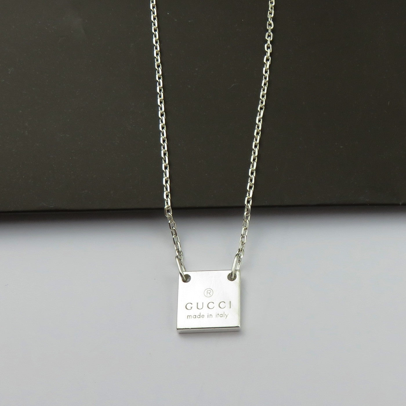 Gucci 925 Sterling Silver Mini Square Tag Unisex Pendant Necklace Made in Italy