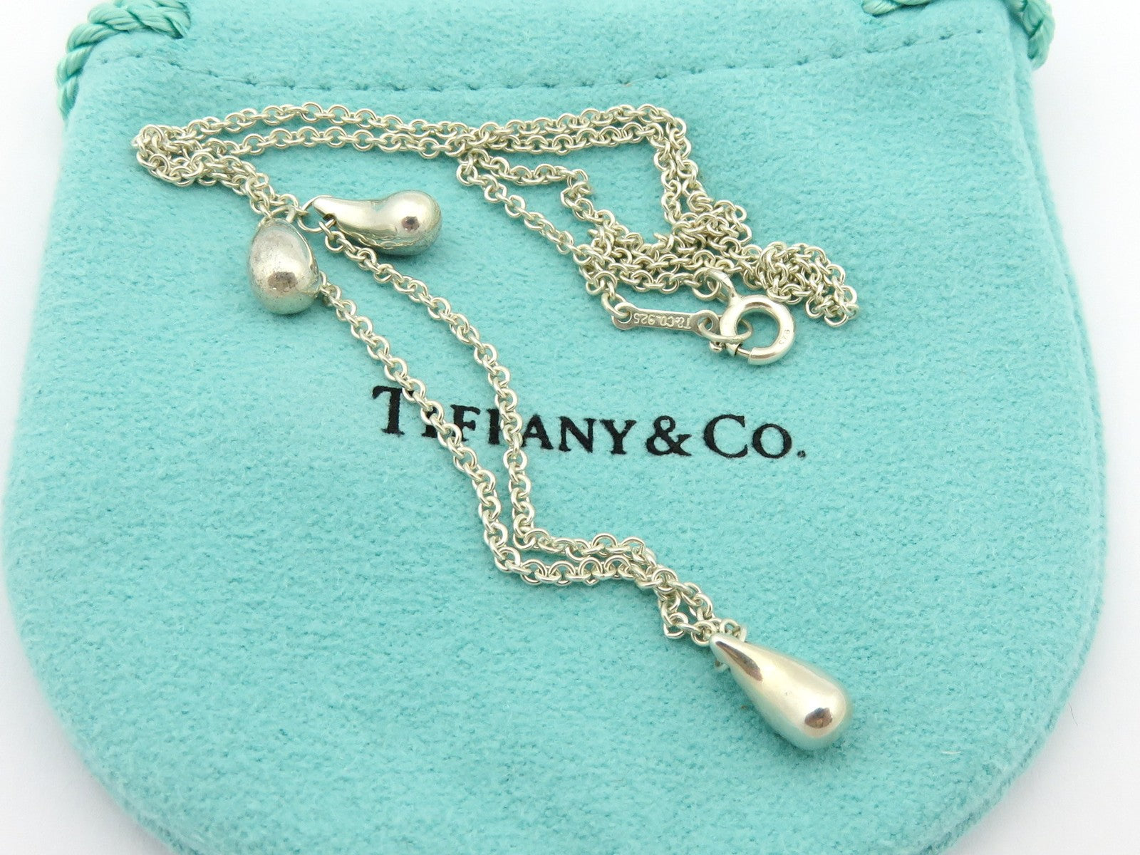 Tiffany & Co 925 Silver Three 3 Teardrop Pendant Necklace Authentic with Pouch