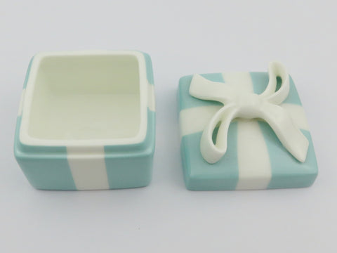 Authentic Tiffany & Co. Porcelain Blue Box Trinket Box – 5cm Square