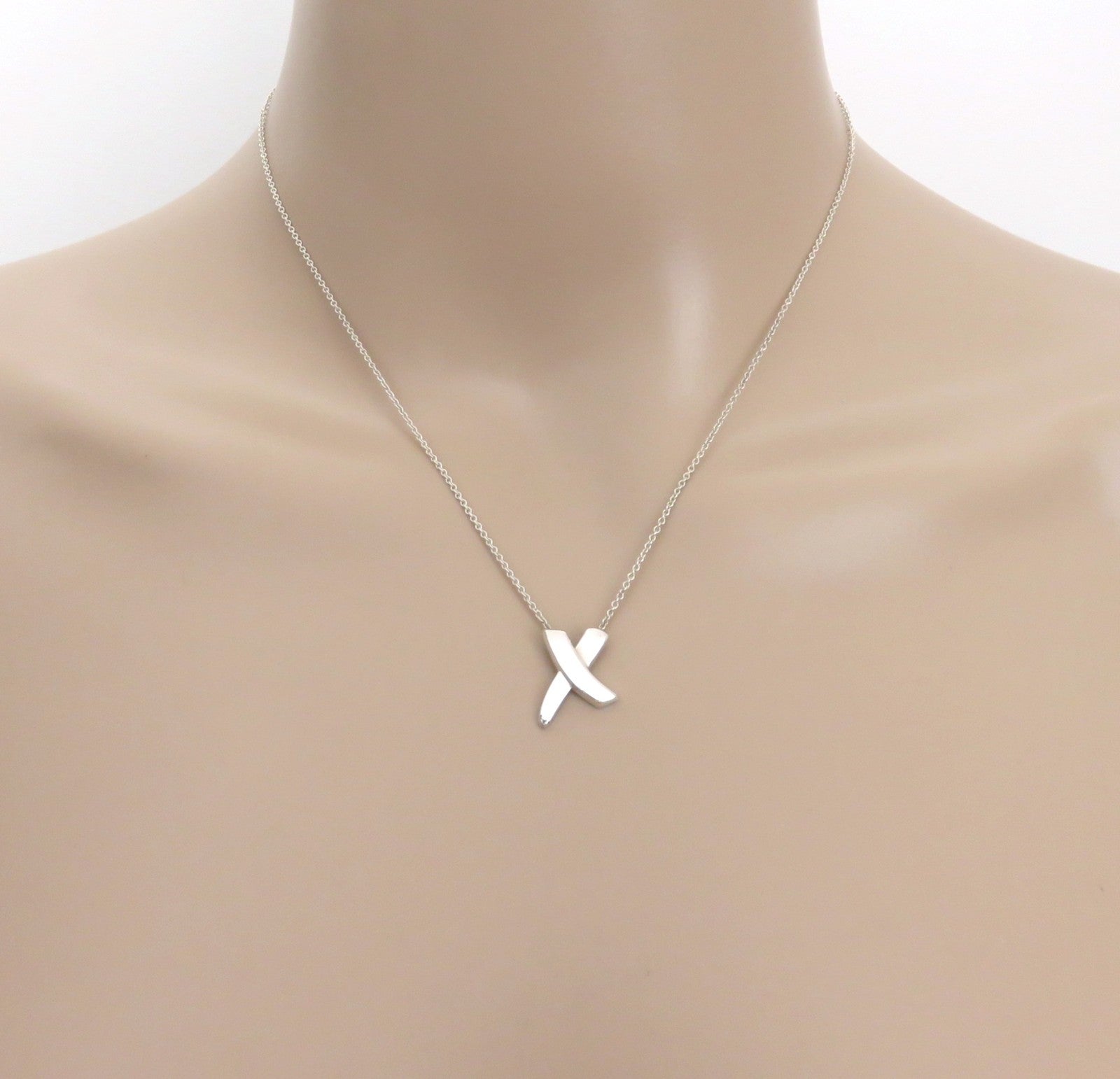 TIFFANY & CO 925 Sterling Silver Kiss X Pendant Necklace with Pouch
