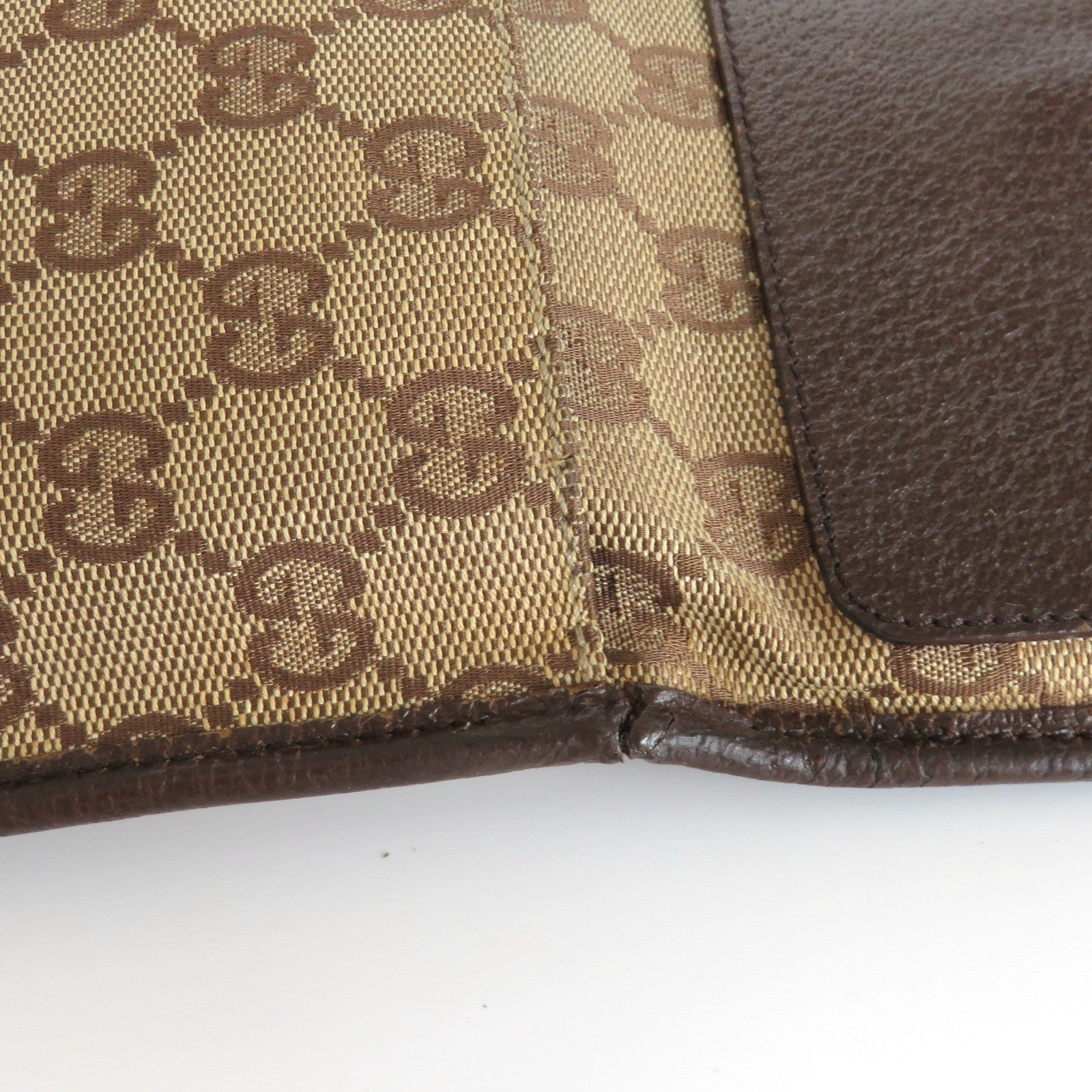 Authentic GUCCI Brown GG Monogram Canvas Leather Unisex Cross Body Bag Purse