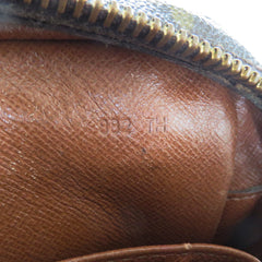 LOUIS VUITTON Monogram Canvas Leather Unisex Clutch Bag Authentic Made in France