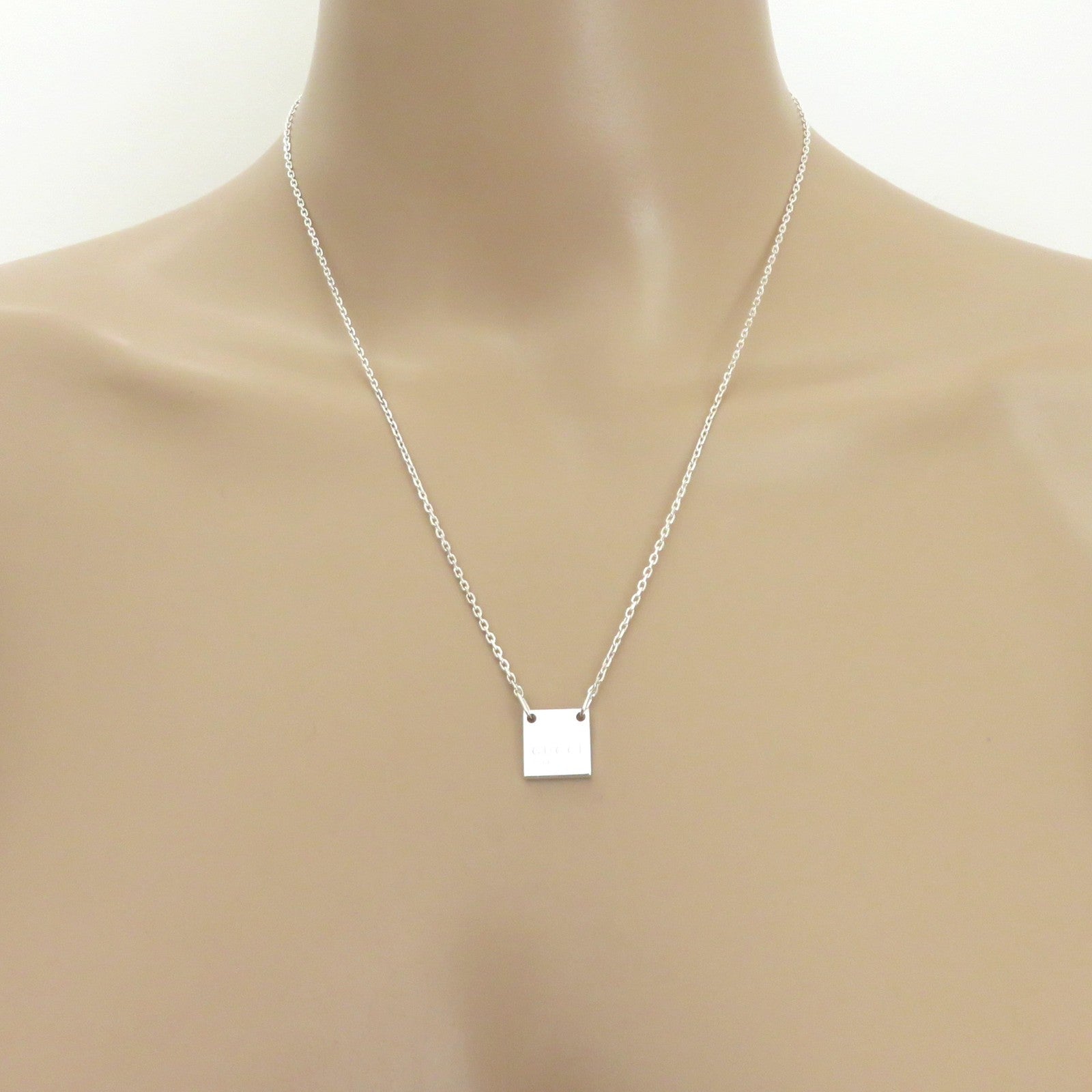 Gucci 925 Sterling Silver Mini Square Tag Unisex Pendant Necklace Made in Italy