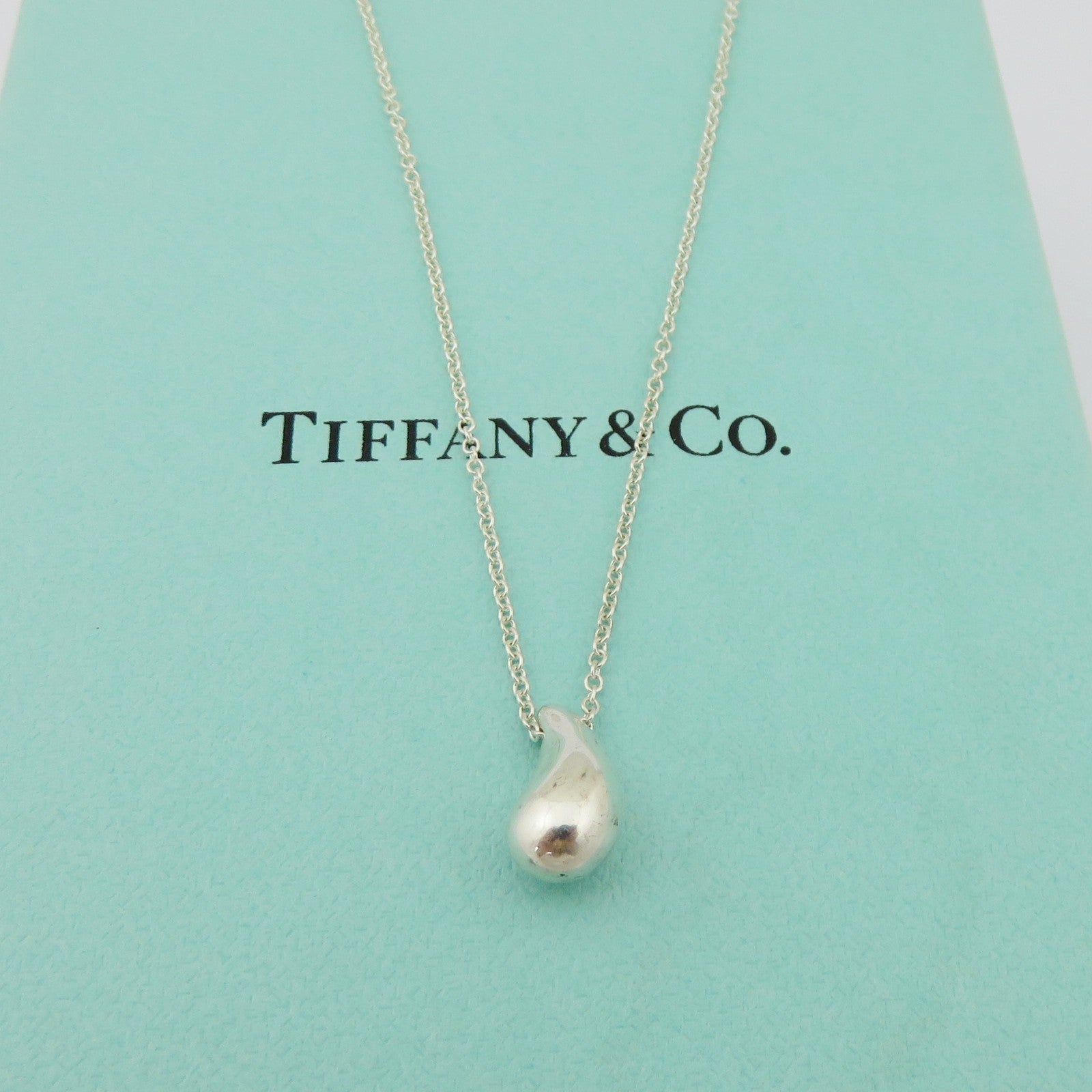 Tiffany & Co 925 Sterling Silver Teardrop Pendant Necklace Authentic