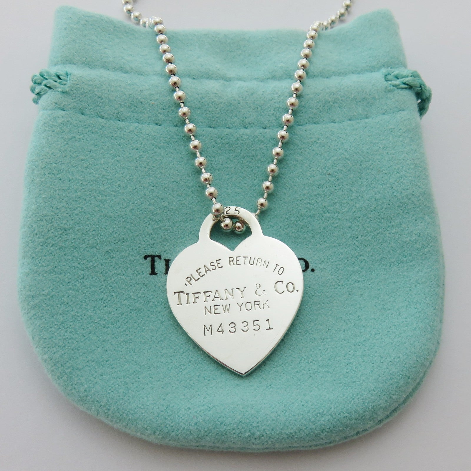 Authentic TIFFANY & CO Silver Return to Tiffany Heart Long Beaded Chain Necklace