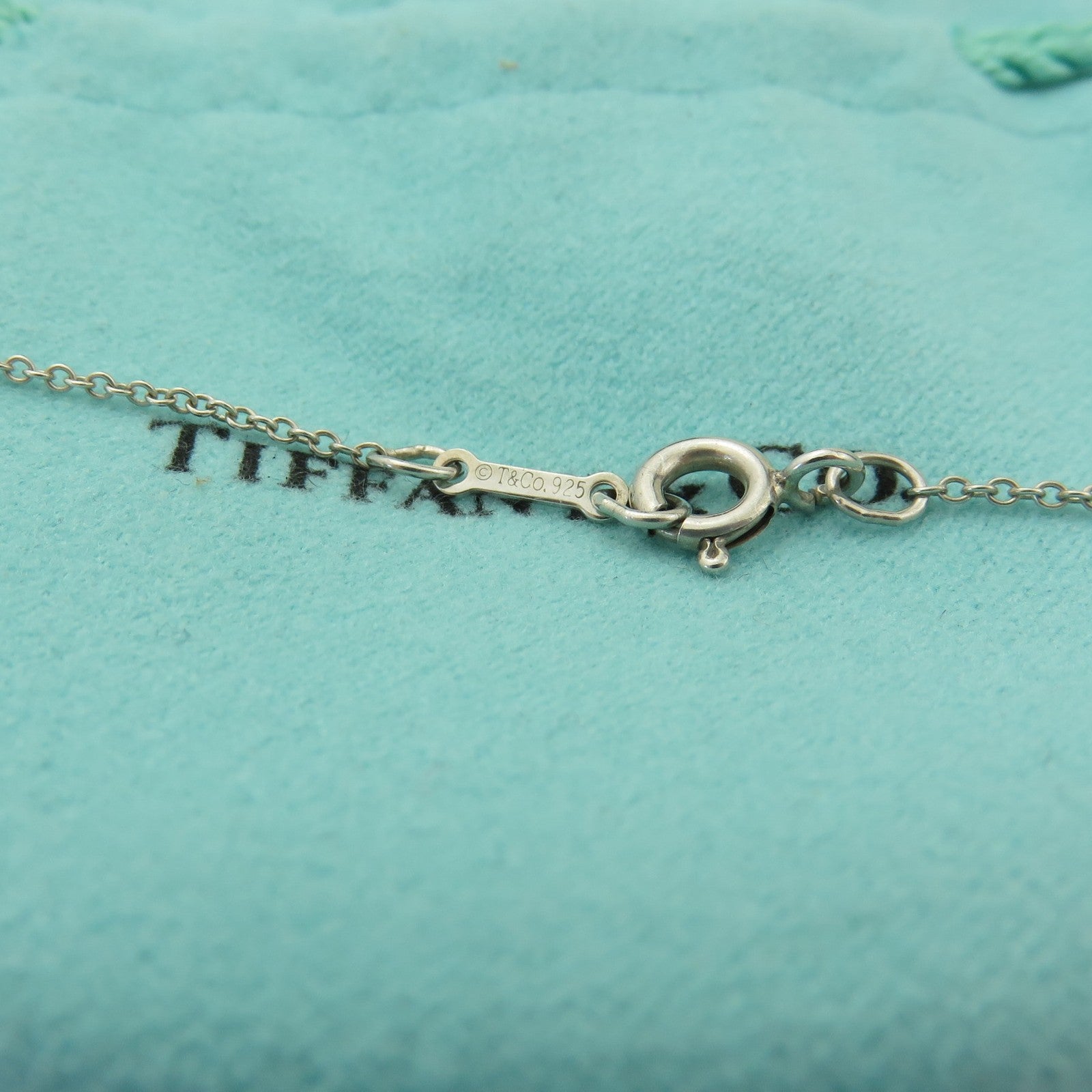 TIFFANY & CO 925 Sterling Silver Diamond Kiss Bar Pendant Necklace with Pouch