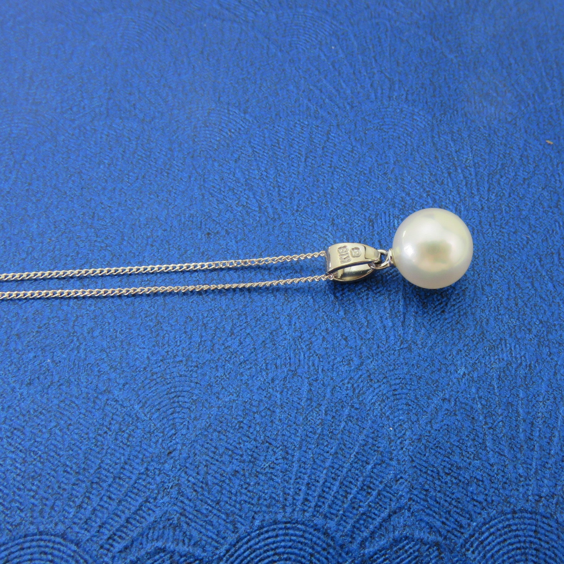 Mikimoto K18 White Gold 7.7mm Akoya Pearl Solitaire Pendant Charm
