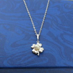 Mikimoto 925 Sterling Silver Four Leaf Clover Akoya Pearl Necklace 38cm