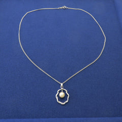 MIKIMOTO 925 Sterling Silver Akoya Pearl Wreath Vine Pendant Necklace