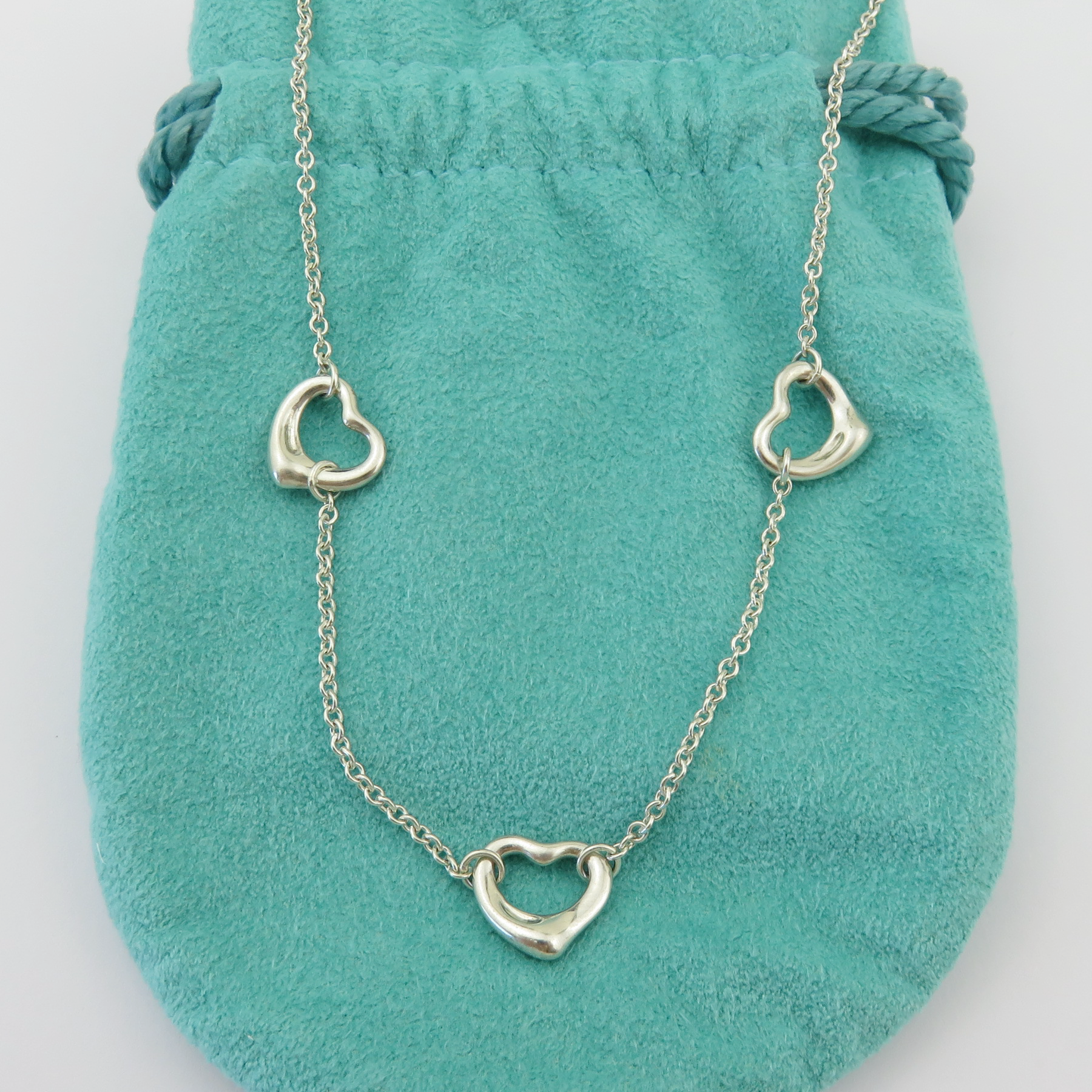 TIFFANY & CO 925 Sterling Silver Three 3 Open Heart Pendant Necklace