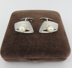 MIKIMOTO 925 Sterling Silver 7.3mm Akoya Pearl Geometric Cufflinks Japan w/ Box