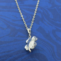 Mikimoto 925 Sterling Silver Four Leaf Clover Akoya Pearl Necklace 38cm