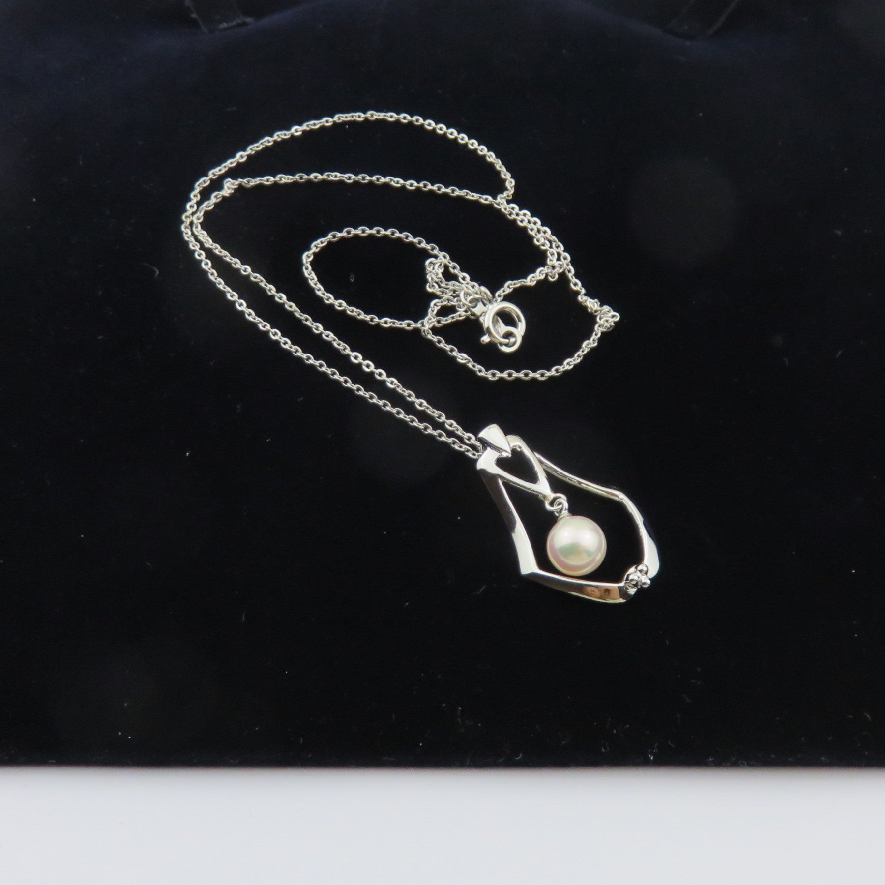 Mikimoto 925 Sterling Silver Open Frame Akoya Pearl Pendant Necklace 46cm
