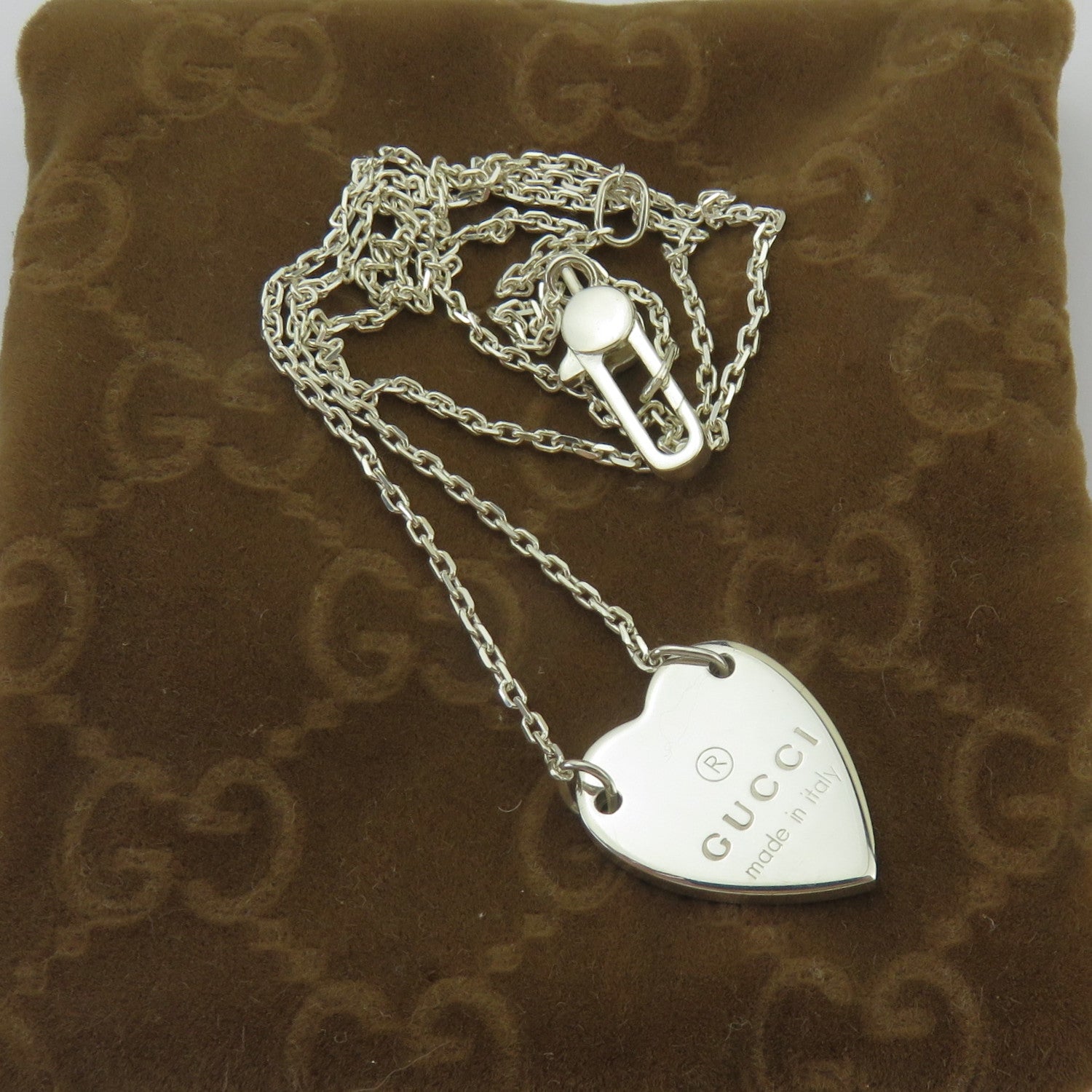 Gucci 925 Sterling Silver Trademark Heart Pendant Necklace with Pouch